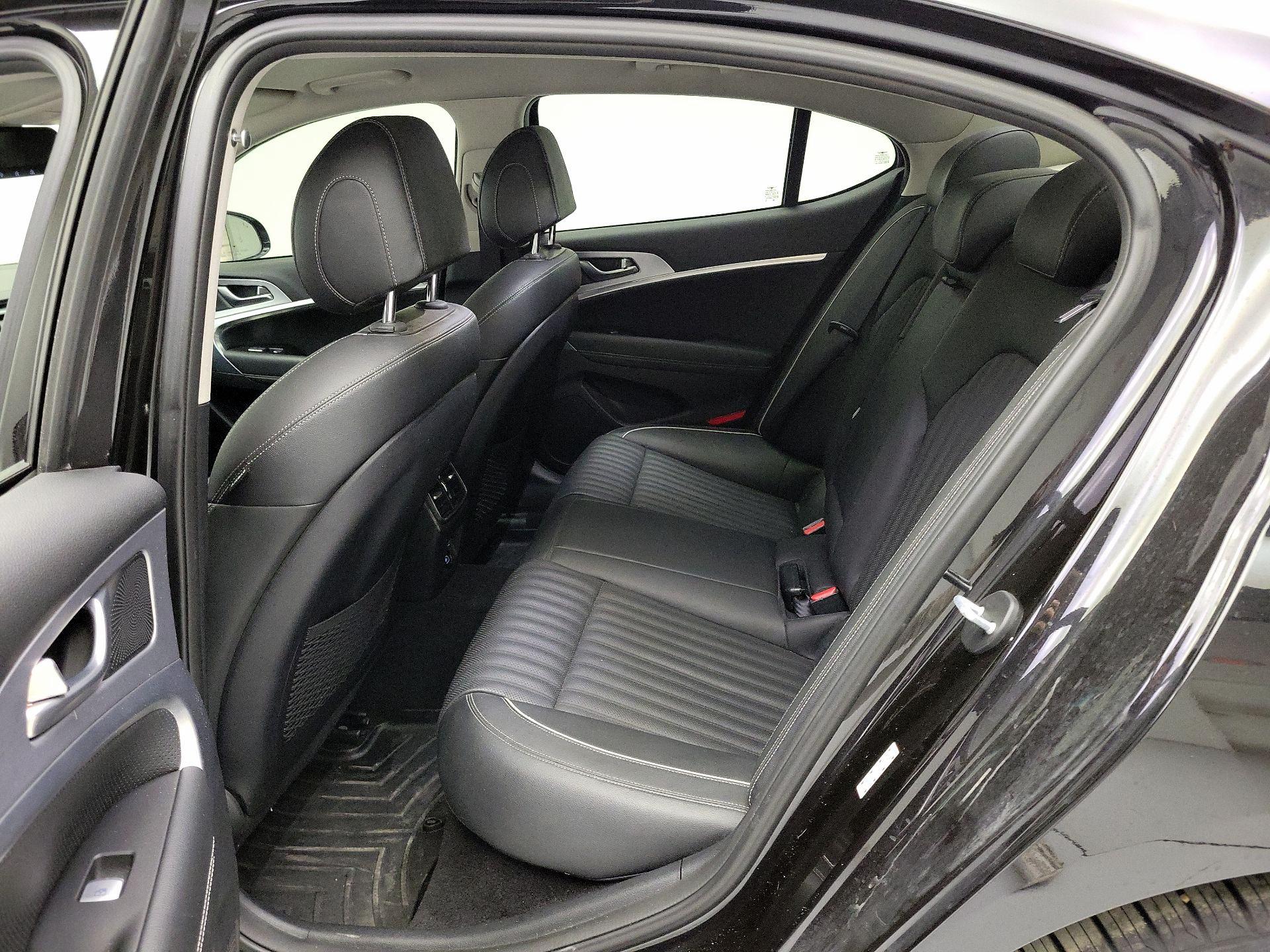 Thumbnail: 2019 Genesis G70 - 19