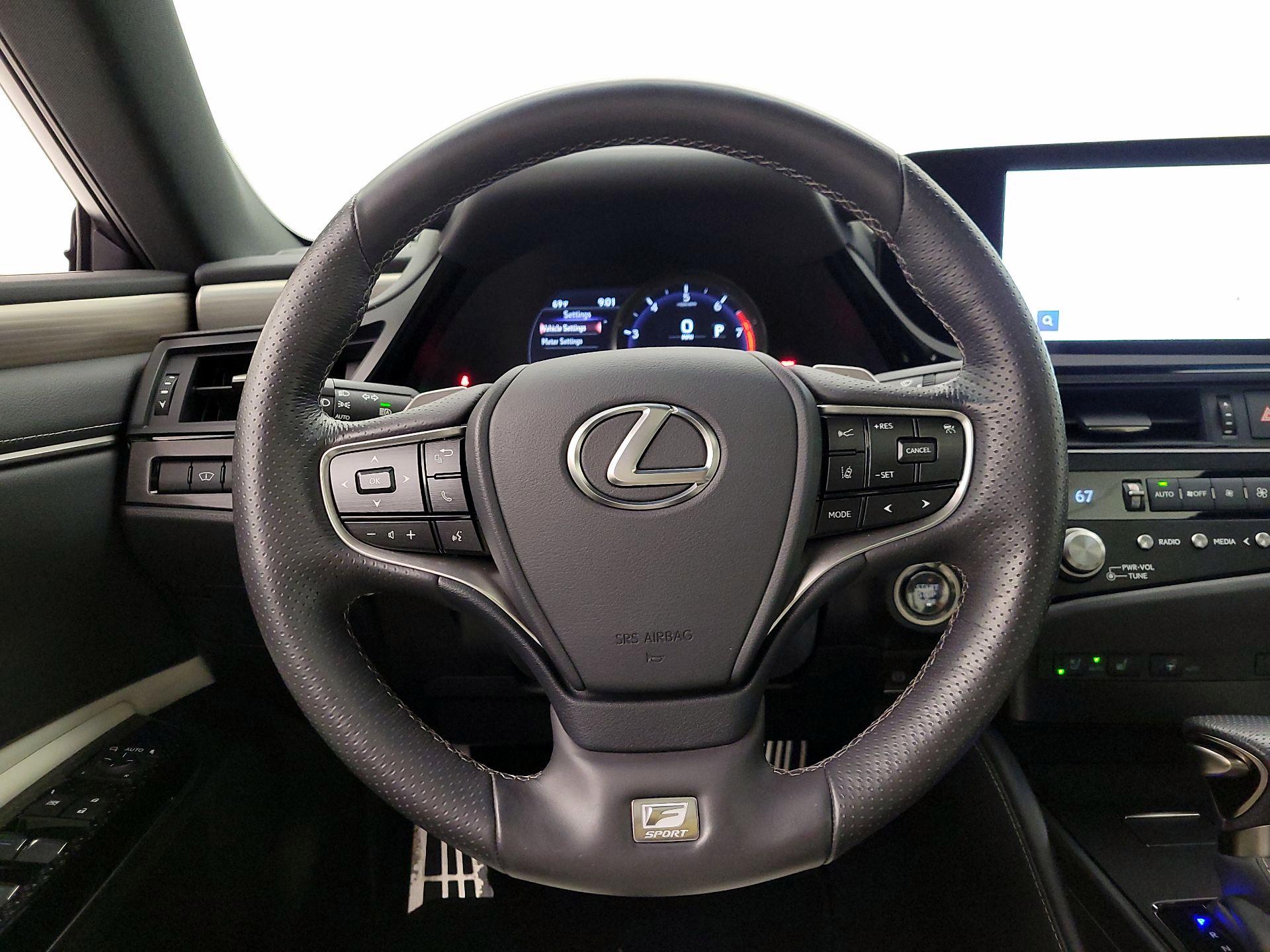 Thumbnail: 2025 Lexus ES - 10