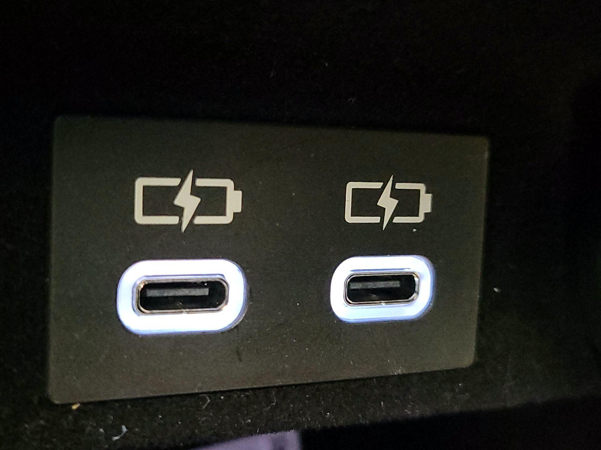 Thumbnail: 2025 Lexus ES - 19