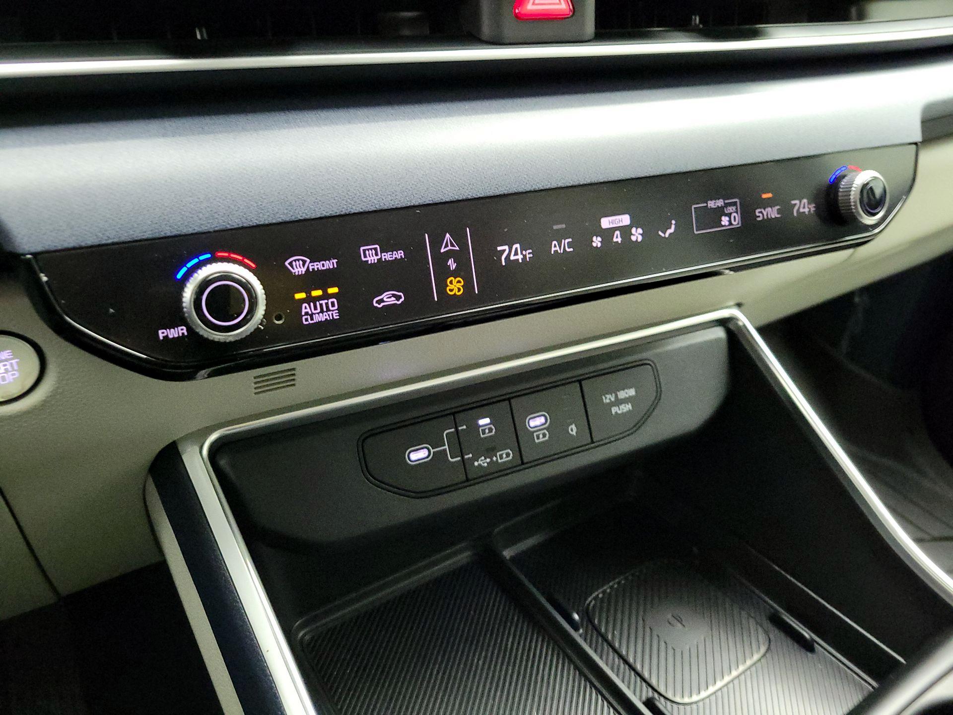 Thumbnail: 2026 Kia Carnival - 16