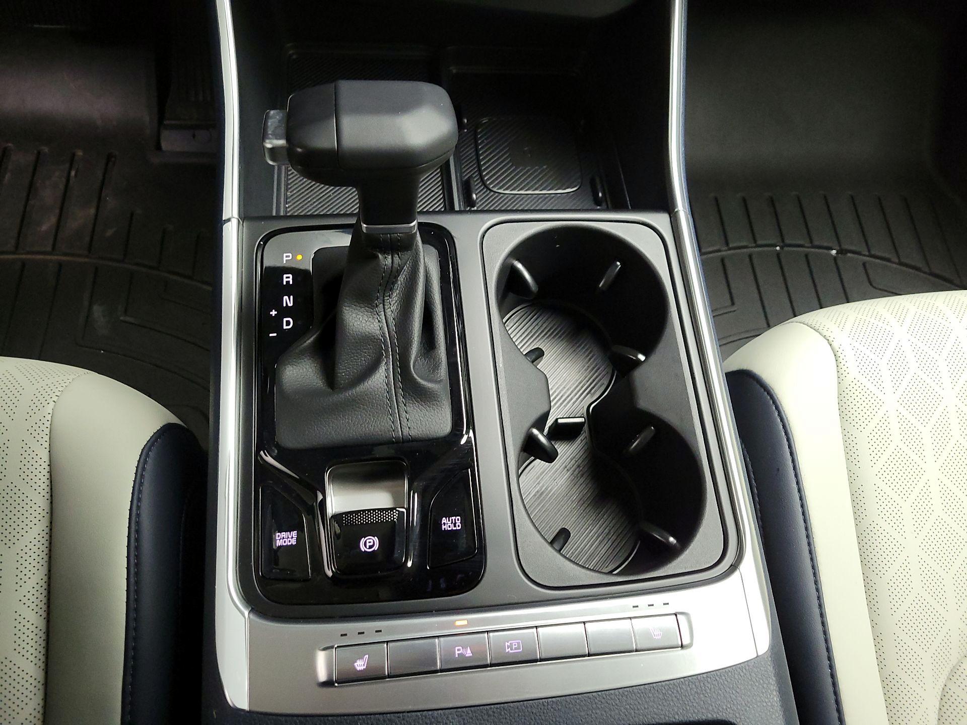 Thumbnail: 2026 Kia Carnival - 17