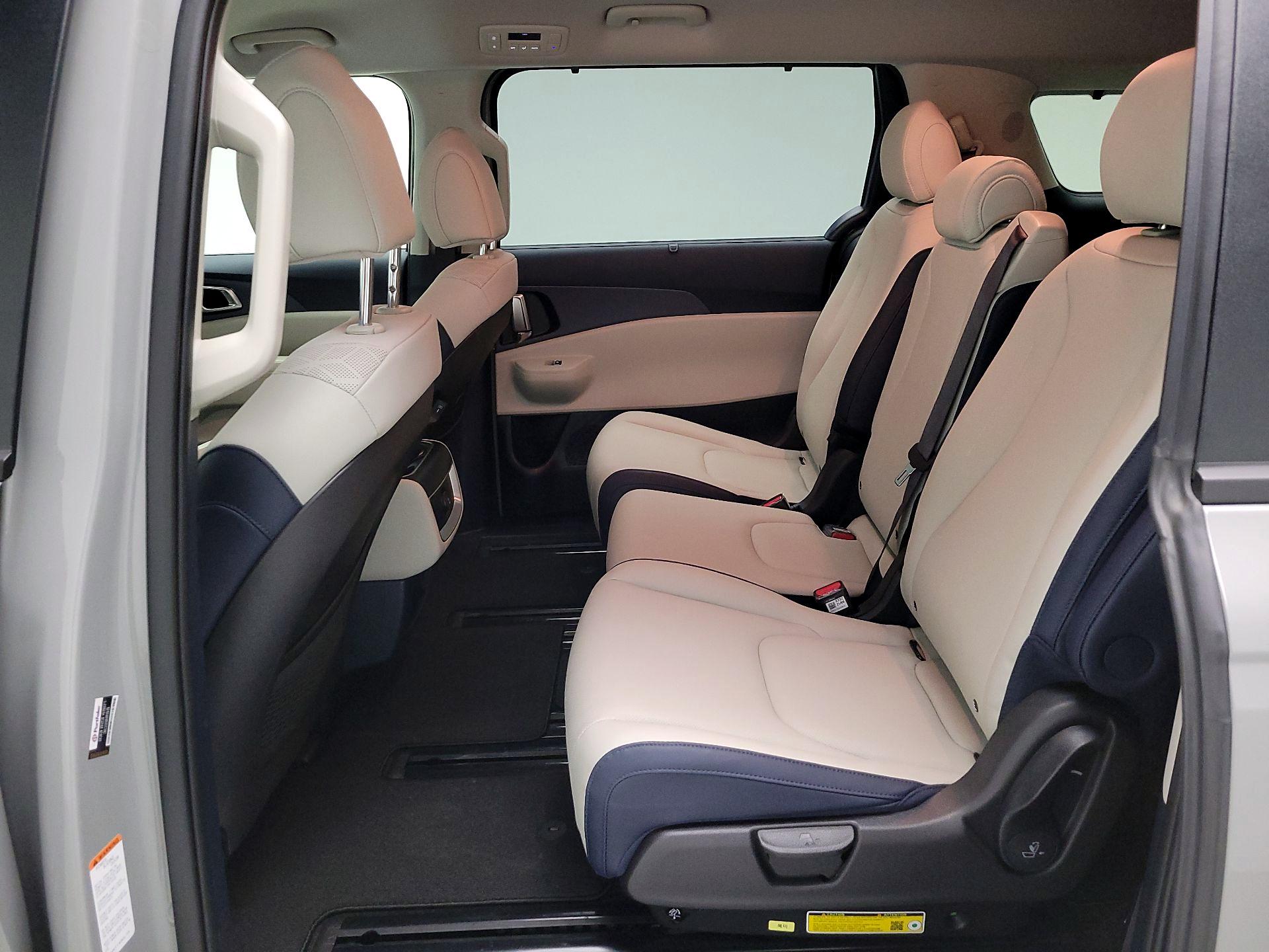 Thumbnail: 2026 Kia Carnival - 19