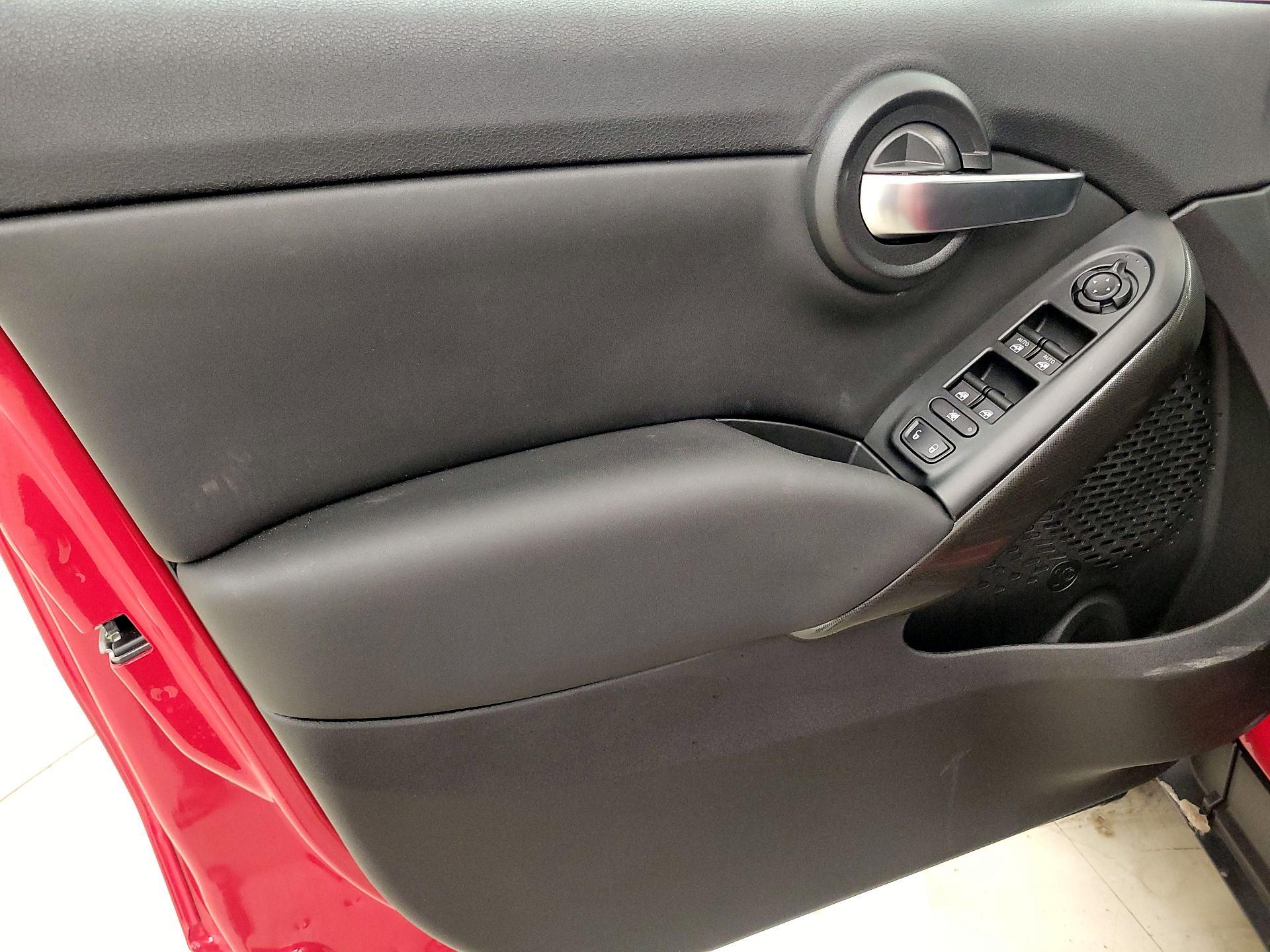 Thumbnail: 2023 Fiat 500X - 12