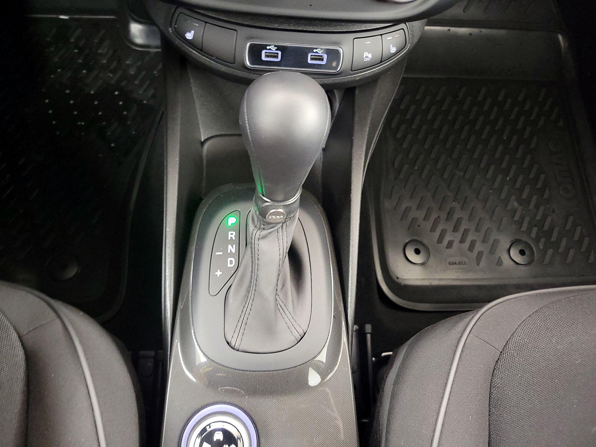 Thumbnail: 2023 Fiat 500X - 17