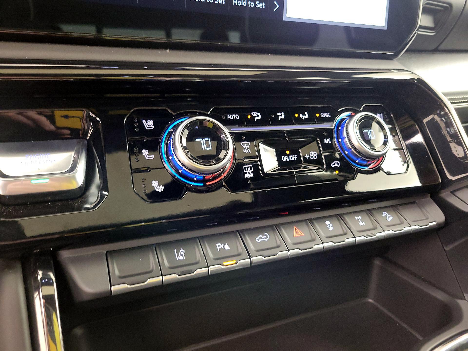 Thumbnail: 2024 GMC Sierra 2500 - 16