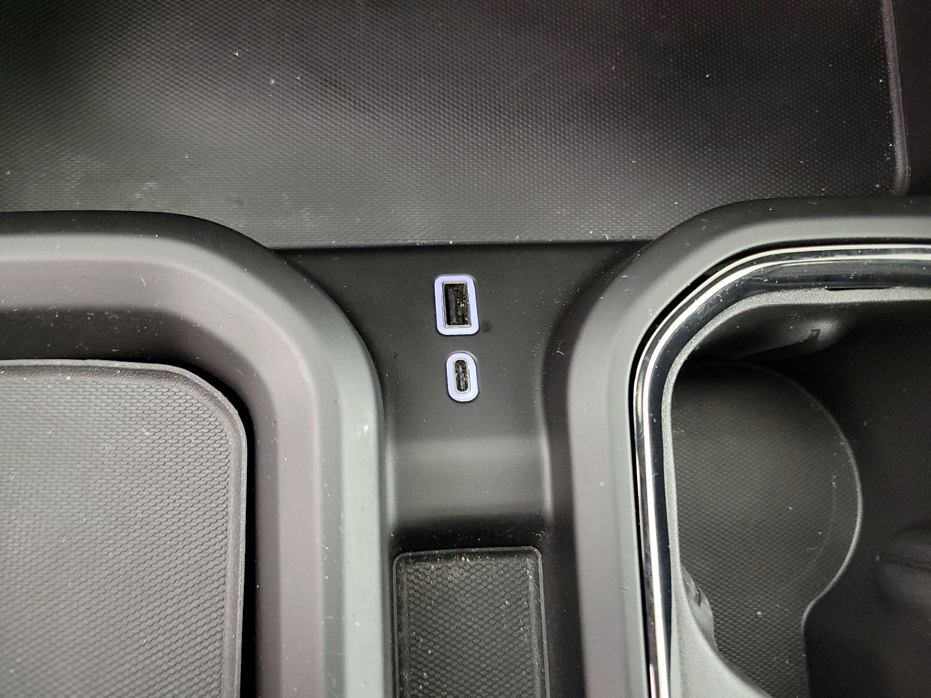 Thumbnail: 2024 GMC Sierra 2500 - 18