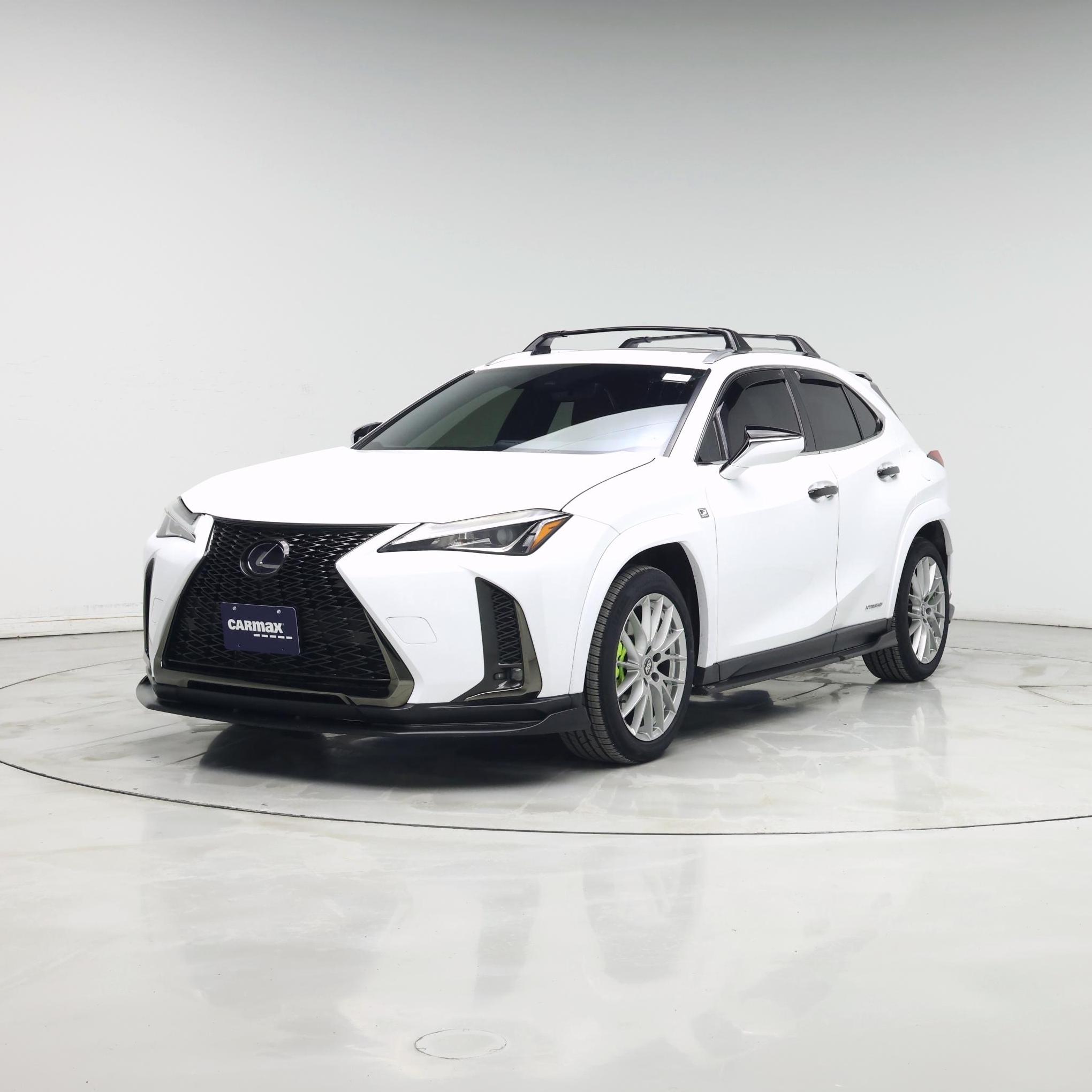 Thumbnail: 2019 Lexus UX - 4