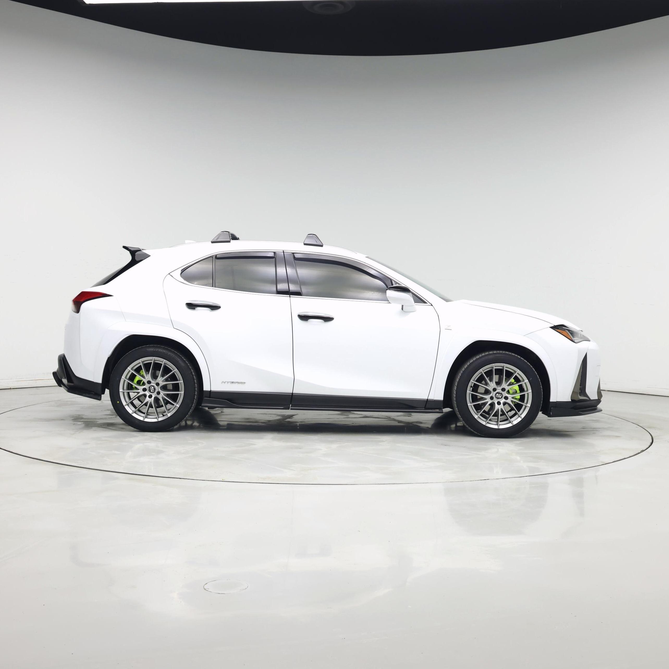 Thumbnail: 2019 Lexus UX - 7