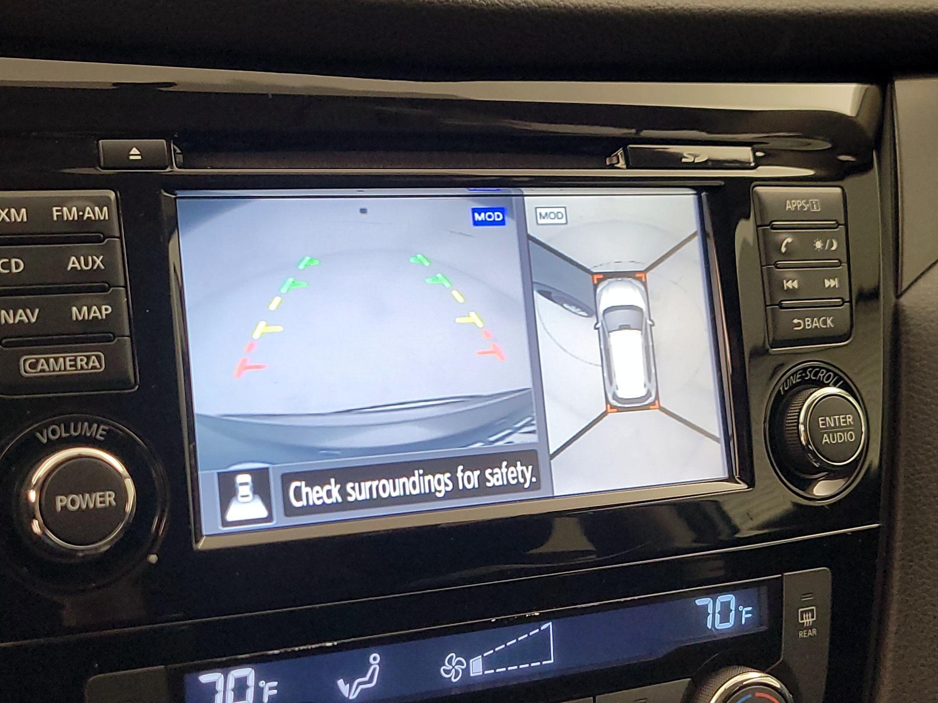 Thumbnail: 2015 Nissan Rogue - 15