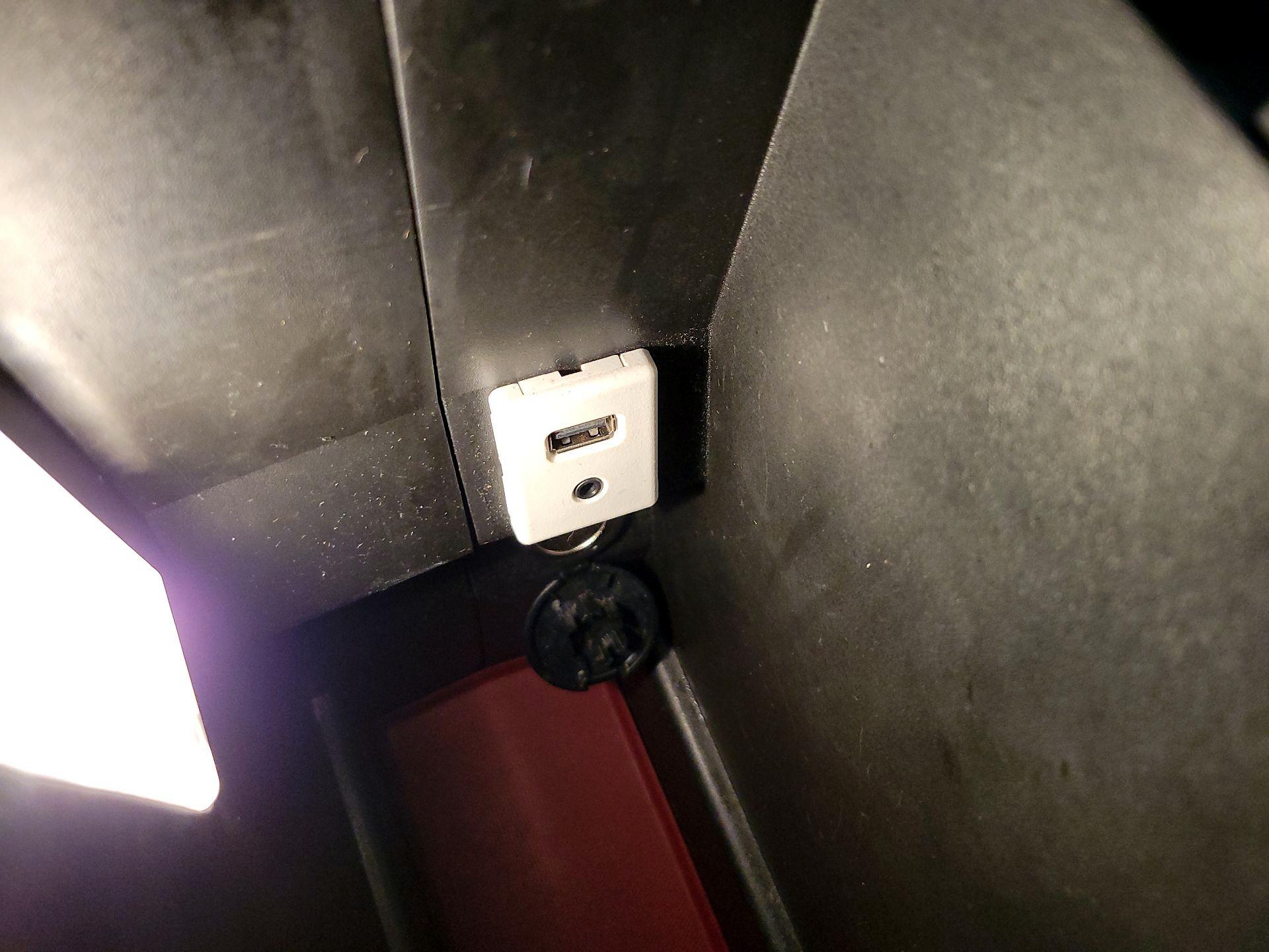 Thumbnail: 2017 GMC Terrain - 17