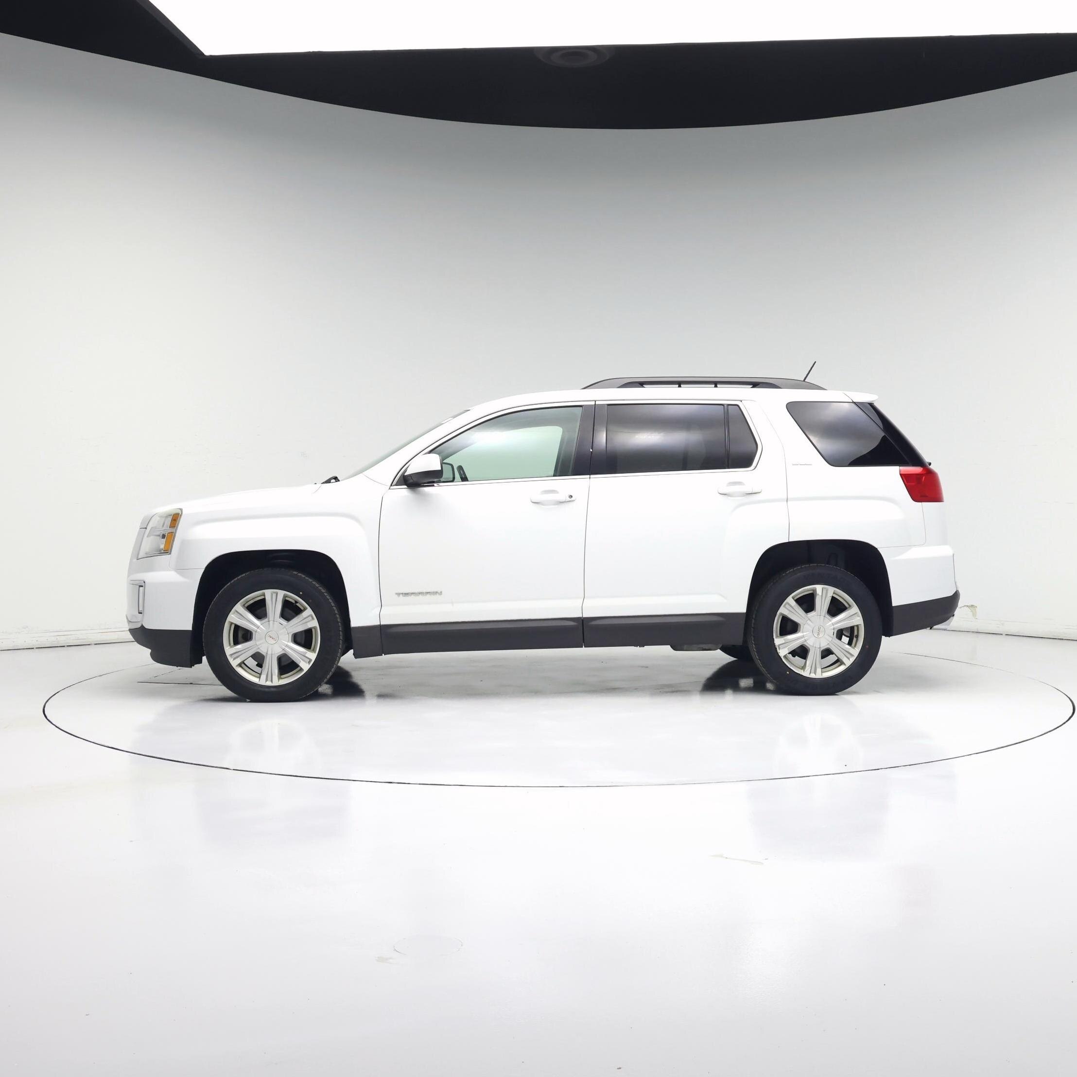 Thumbnail: 2017 GMC Terrain - 3