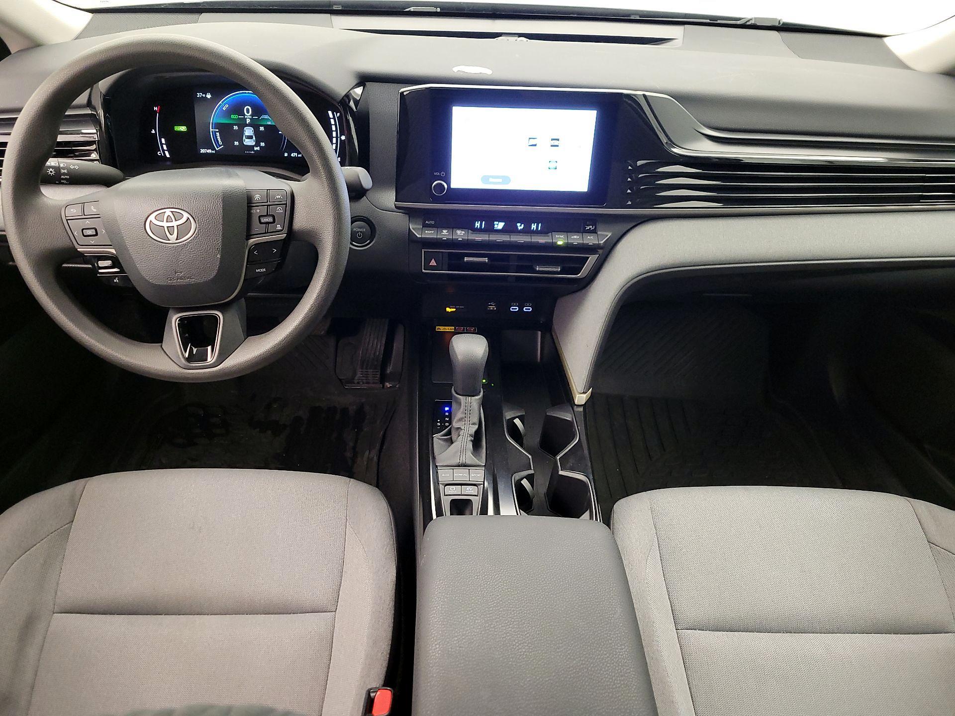 Thumbnail: 2025 Toyota Camry - 9