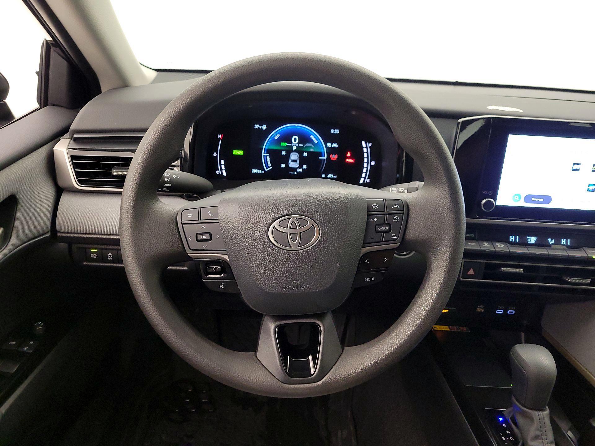 Thumbnail: 2025 Toyota Camry - 10