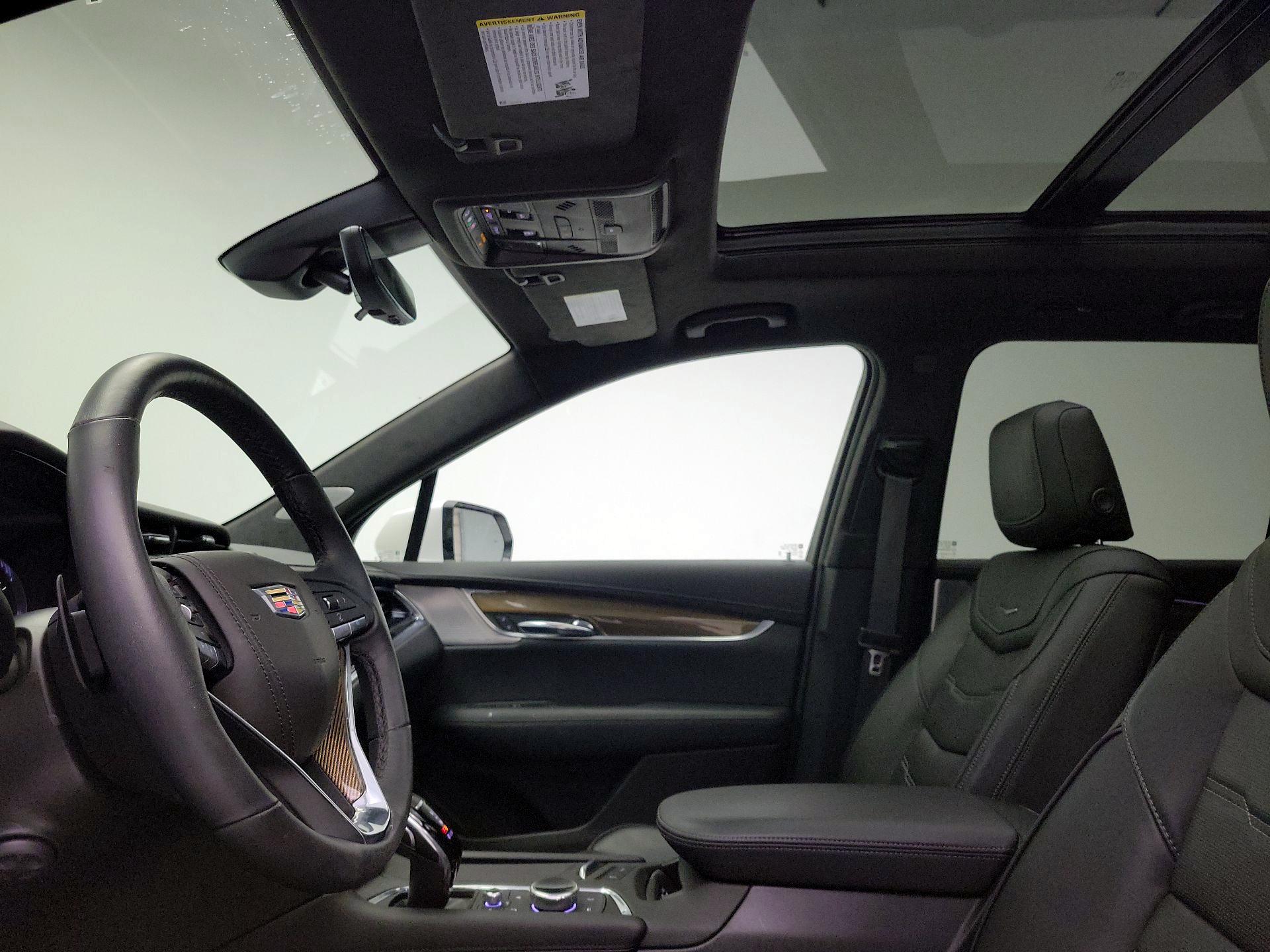 Thumbnail: 2021 Cadillac XT6 - 17