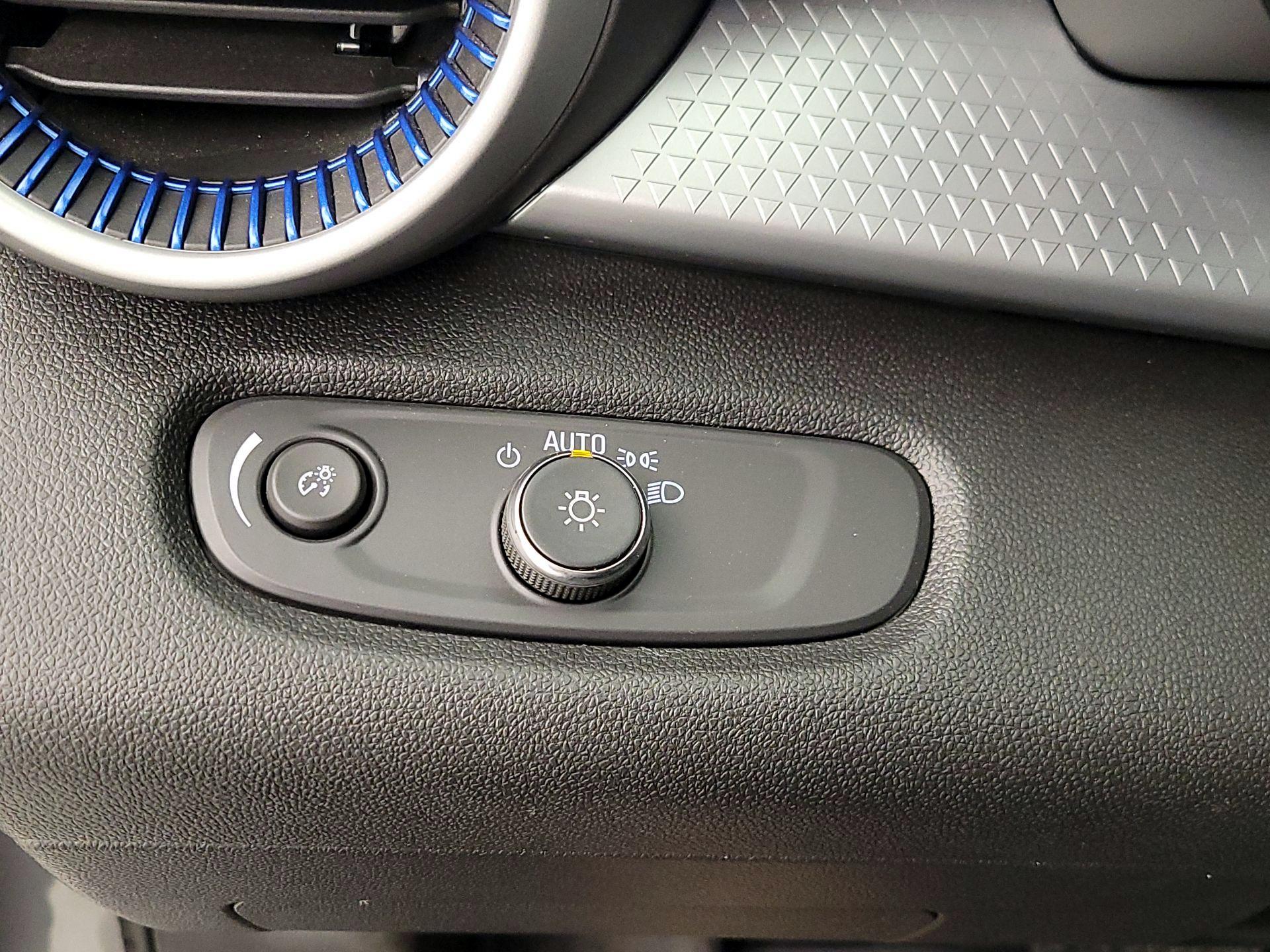 Thumbnail: 2024 Chevrolet Trax - 13