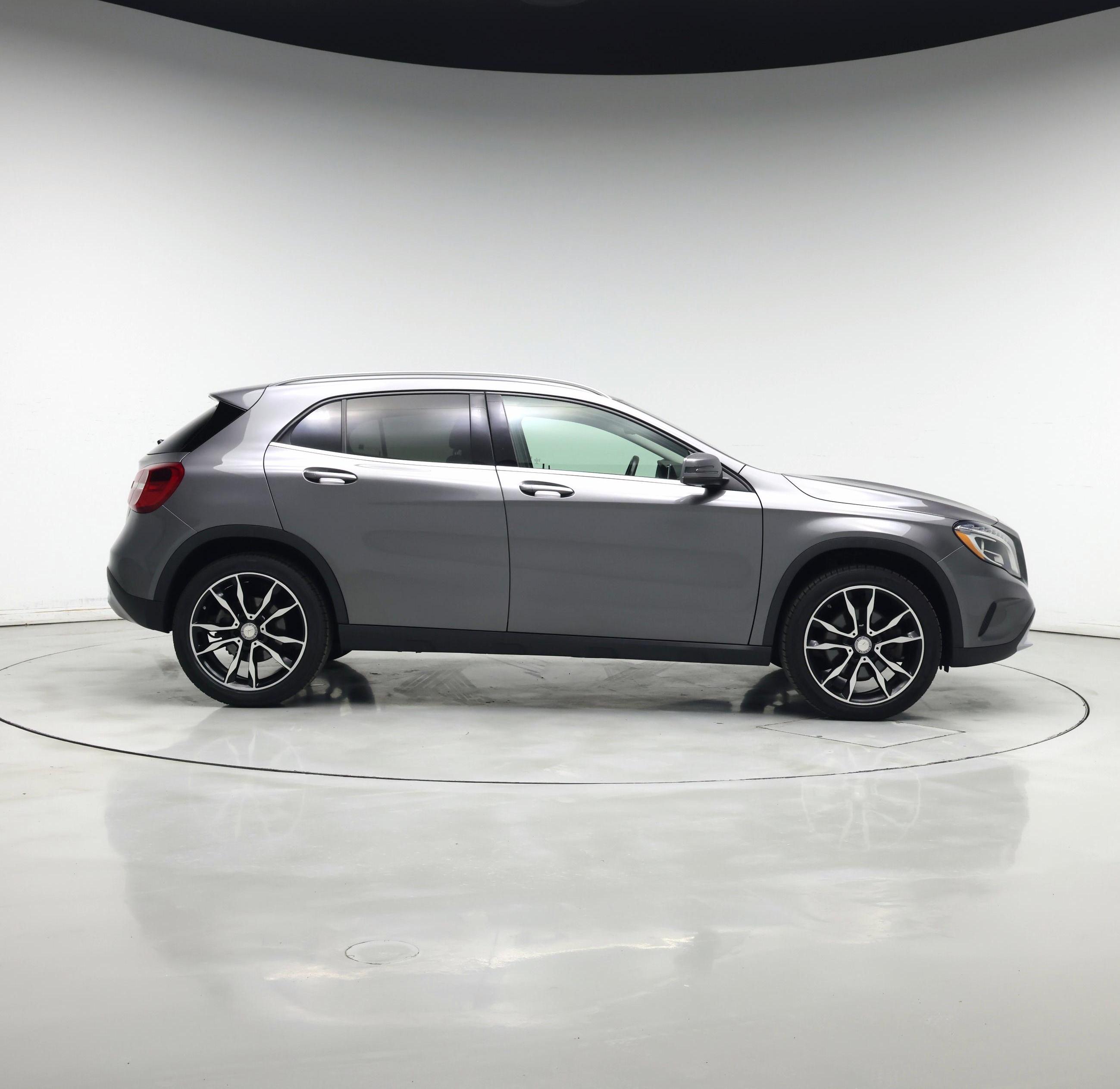 Thumbnail: 2015 Mercedes-Benz GLA - 7
