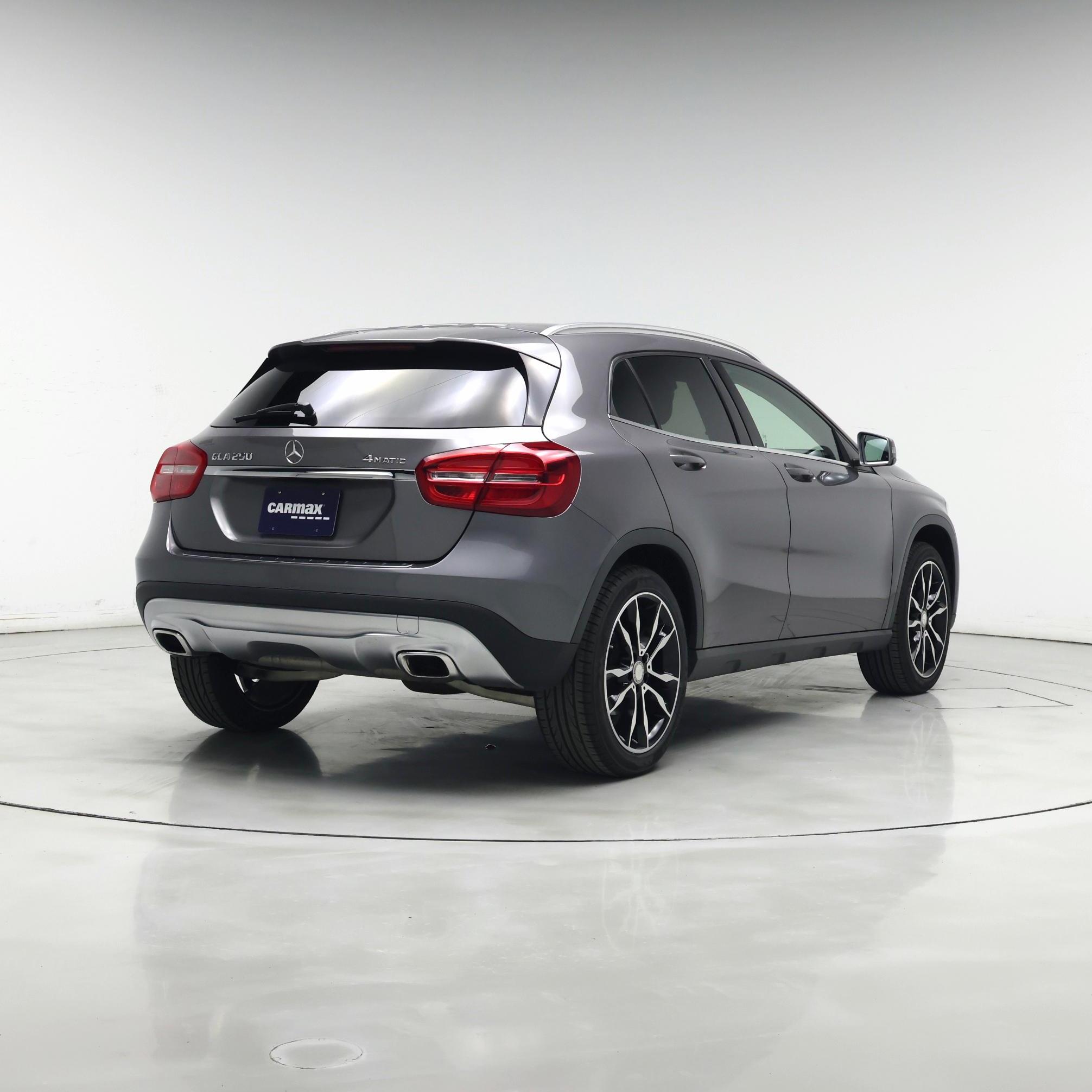 Thumbnail: 2015 Mercedes-Benz GLA - 8