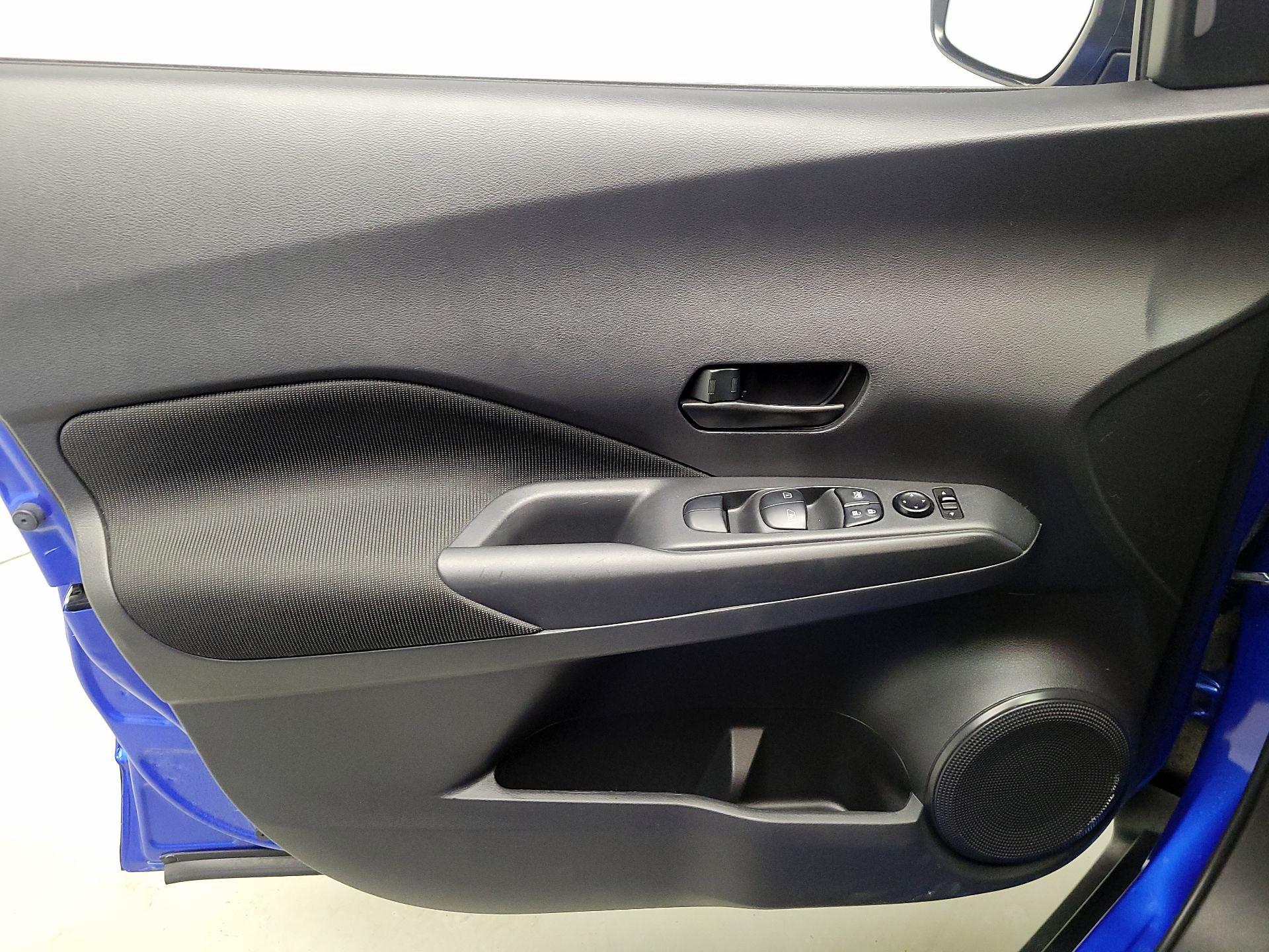 Thumbnail: 2022 Nissan Kicks - 12