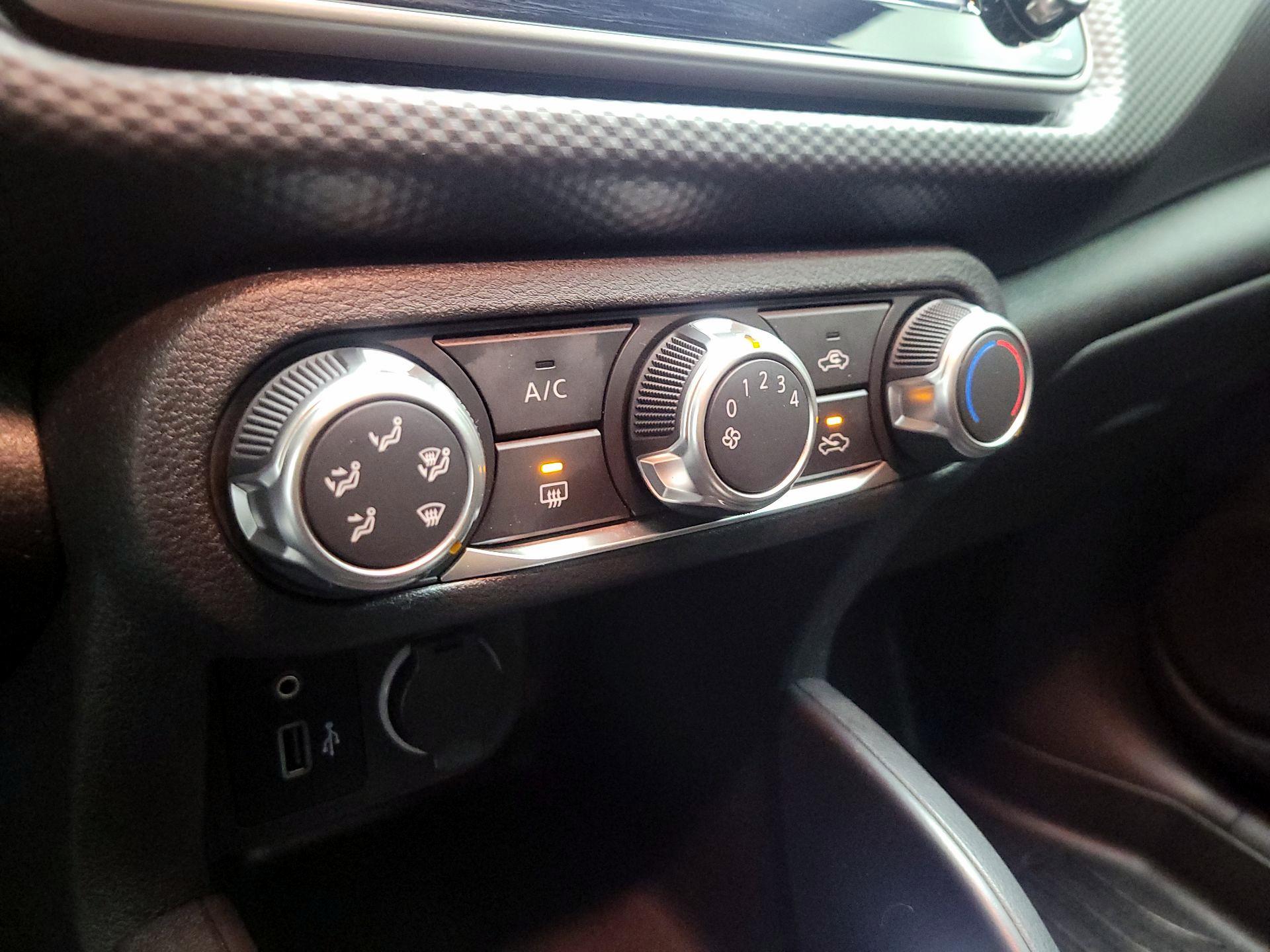 Thumbnail: 2022 Nissan Kicks - 15