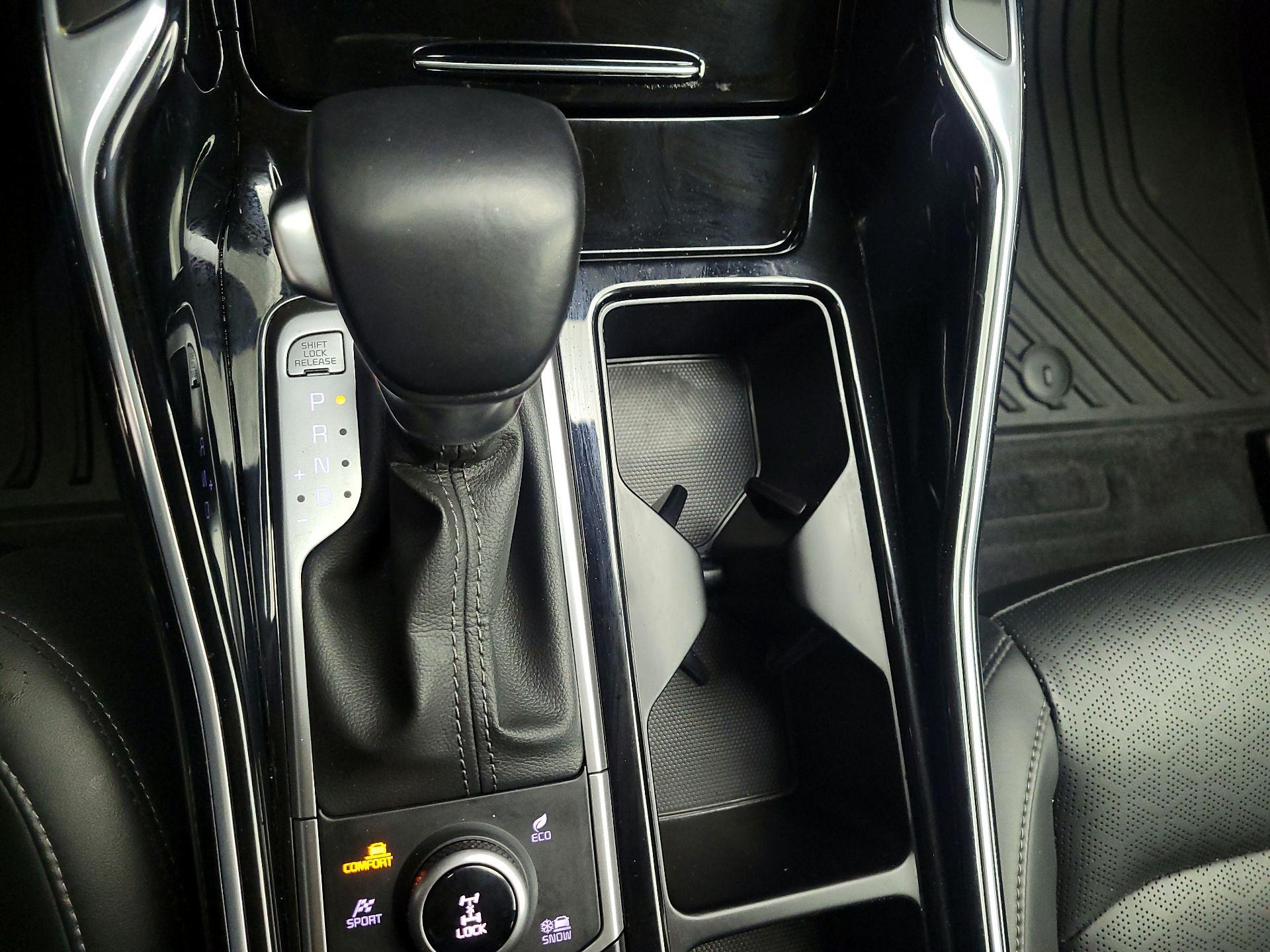 Thumbnail: 2023 Kia Sorento - 15