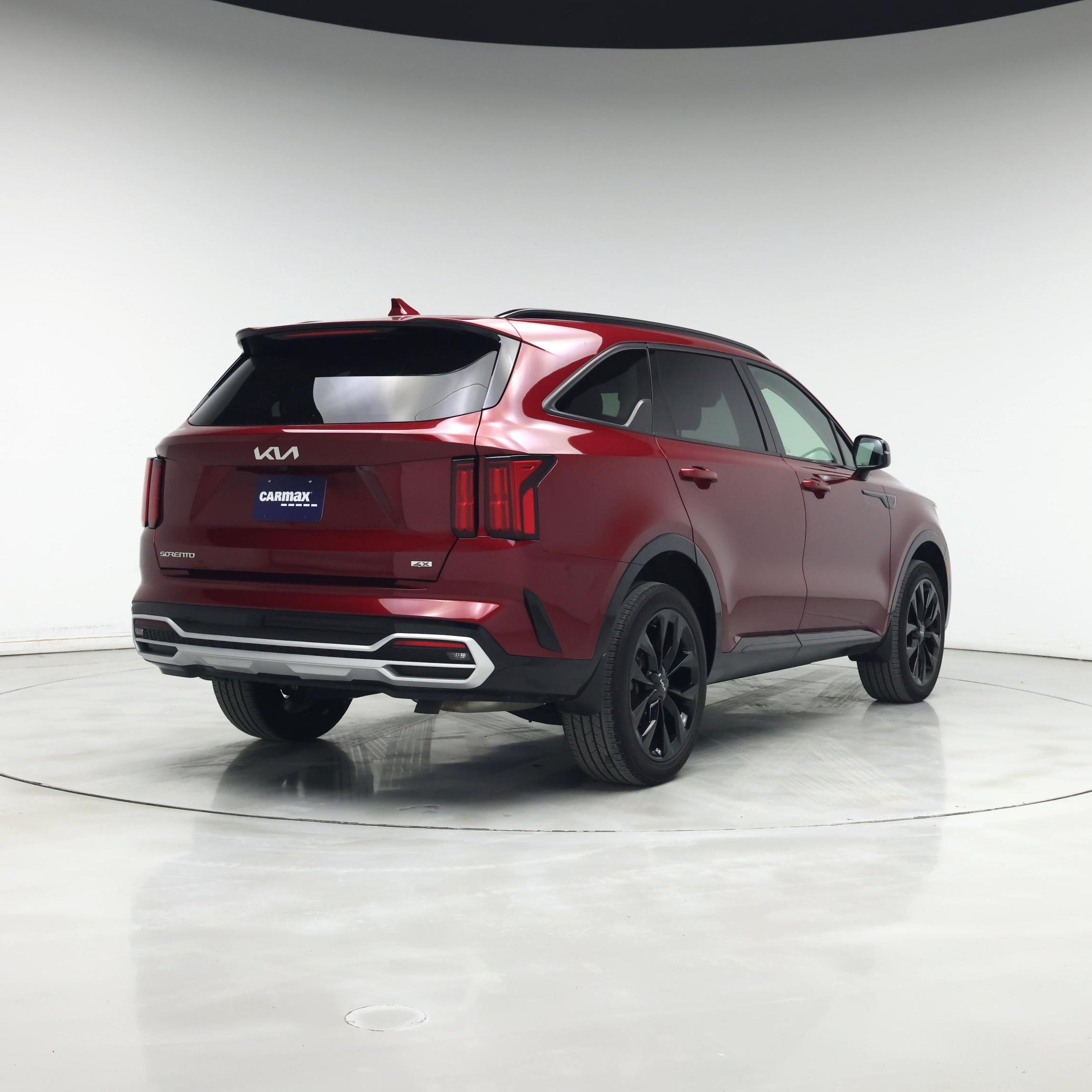 Thumbnail: 2023 Kia Sorento - 8