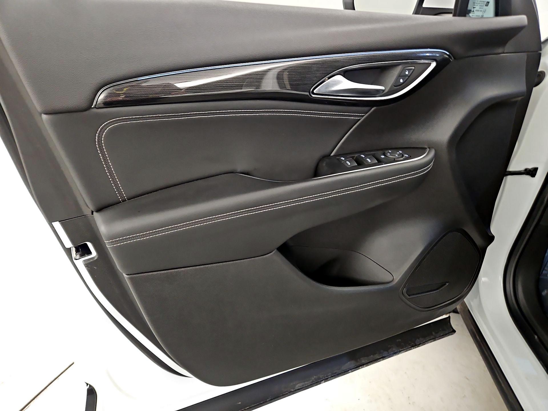 Thumbnail: 2021 Buick Envision - 12