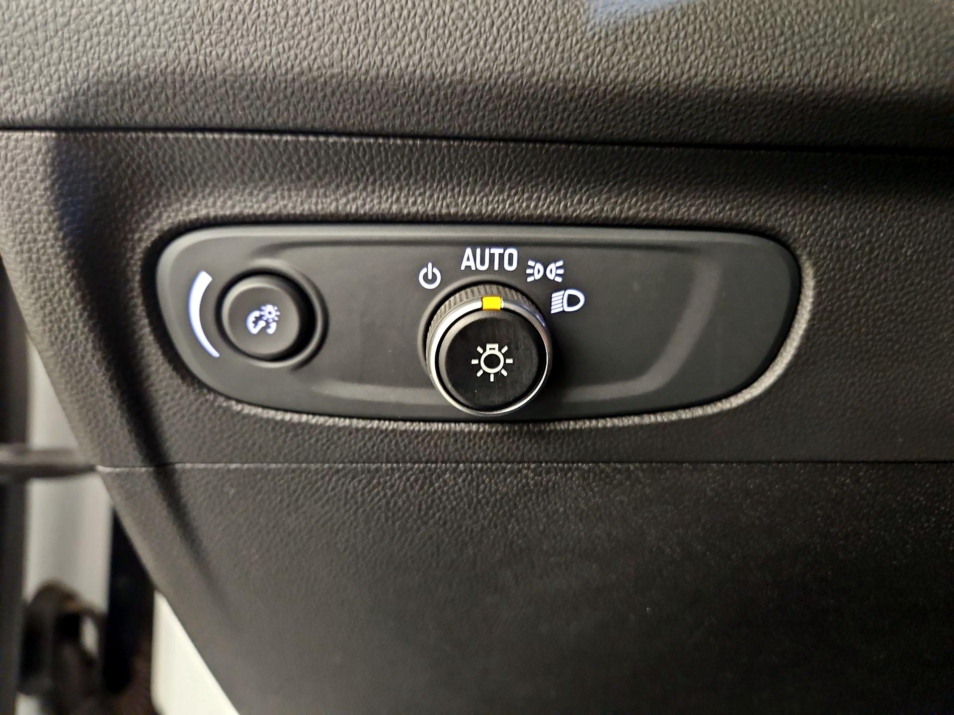 Thumbnail: 2021 Buick Envision - 13