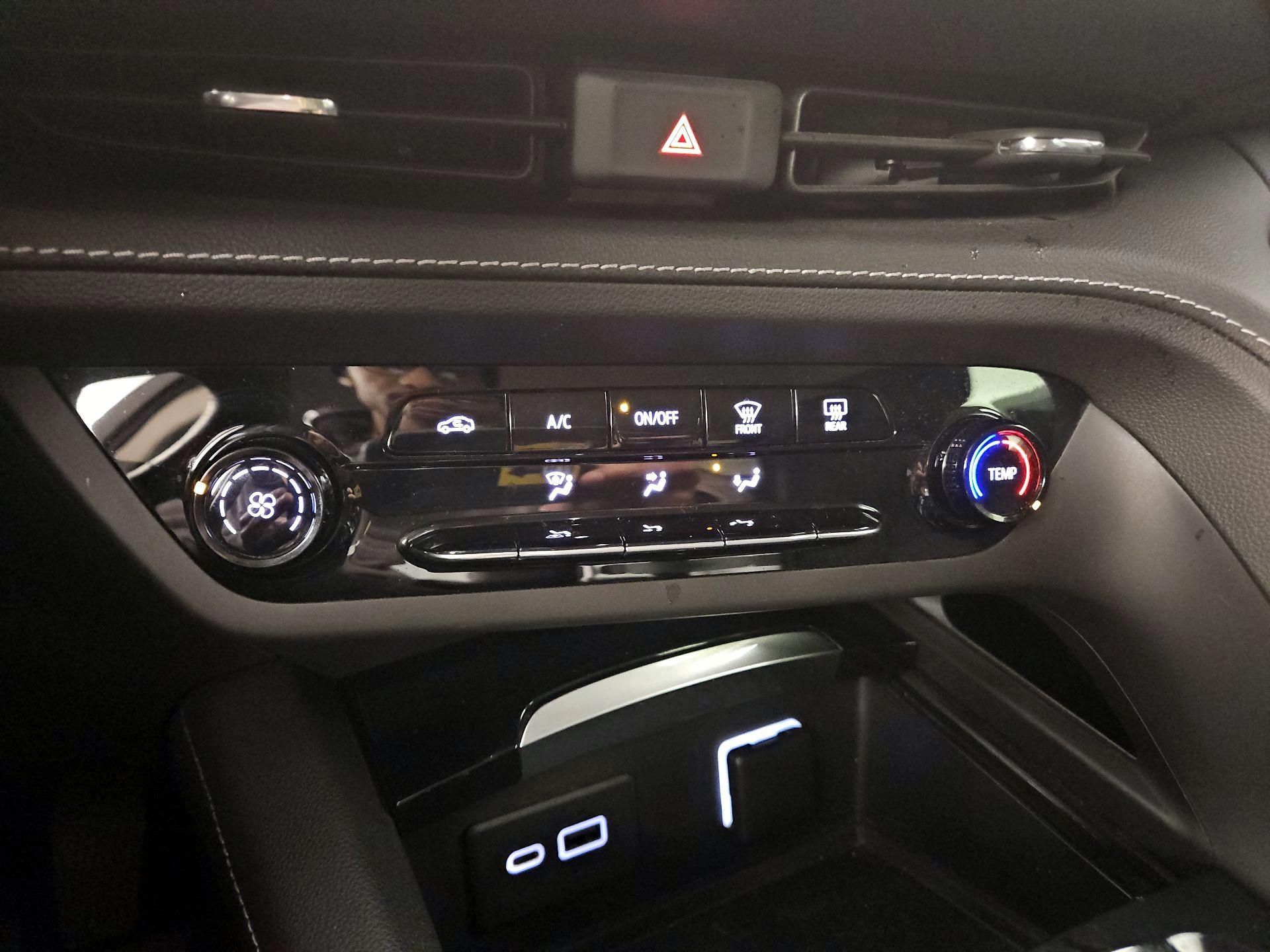 Thumbnail: 2021 Buick Envision - 16