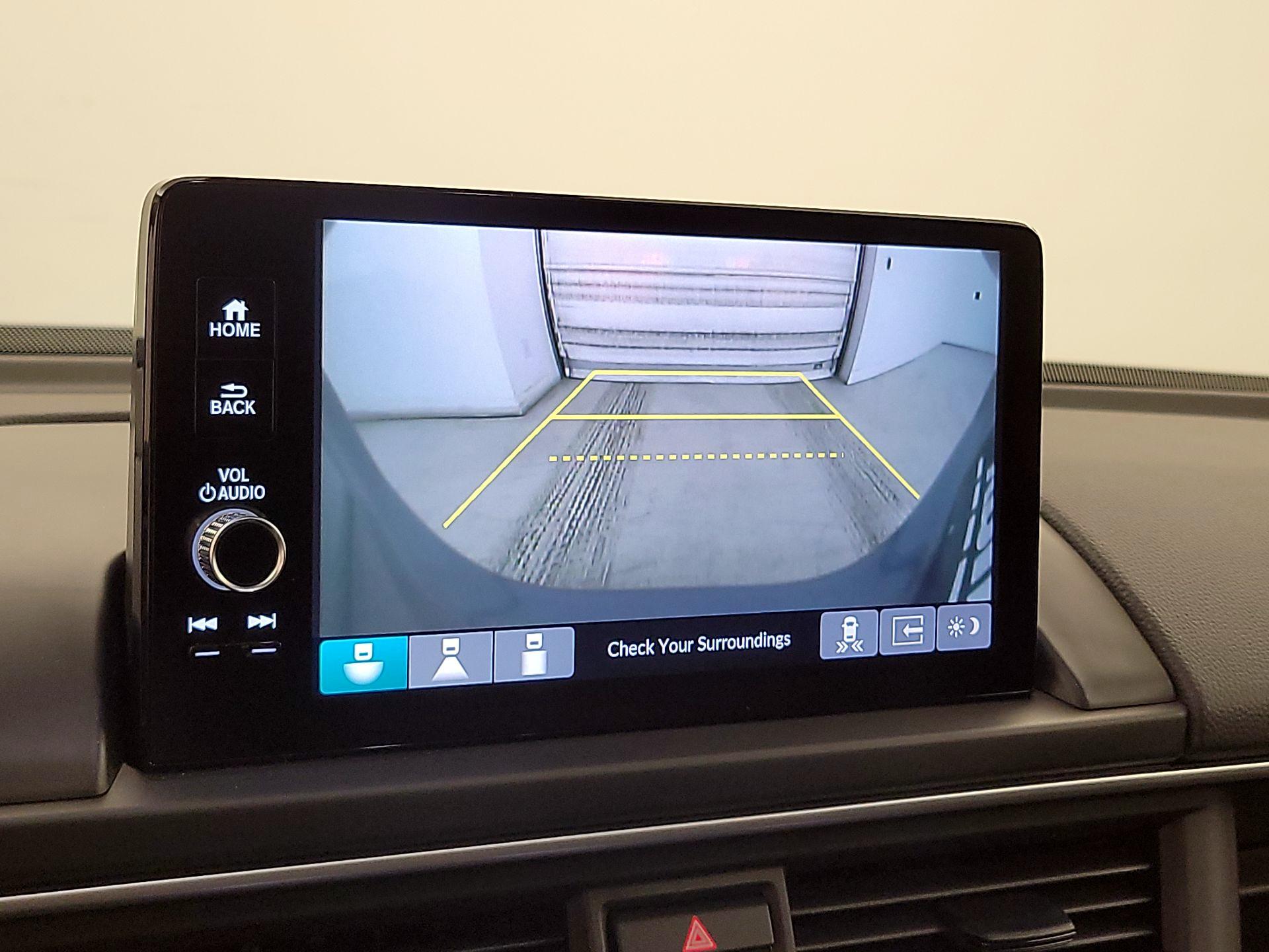 Thumbnail: 2025 Honda Pilot - 15