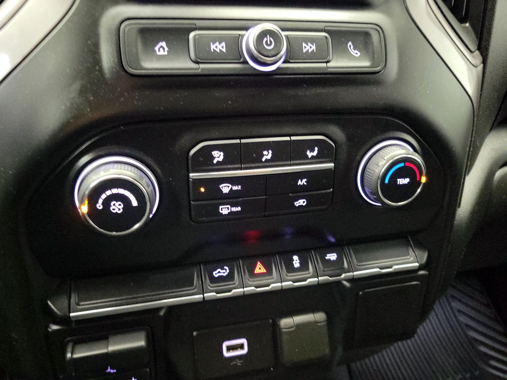 Thumbnail: 2019 Chevrolet Silverado 1500 - 16