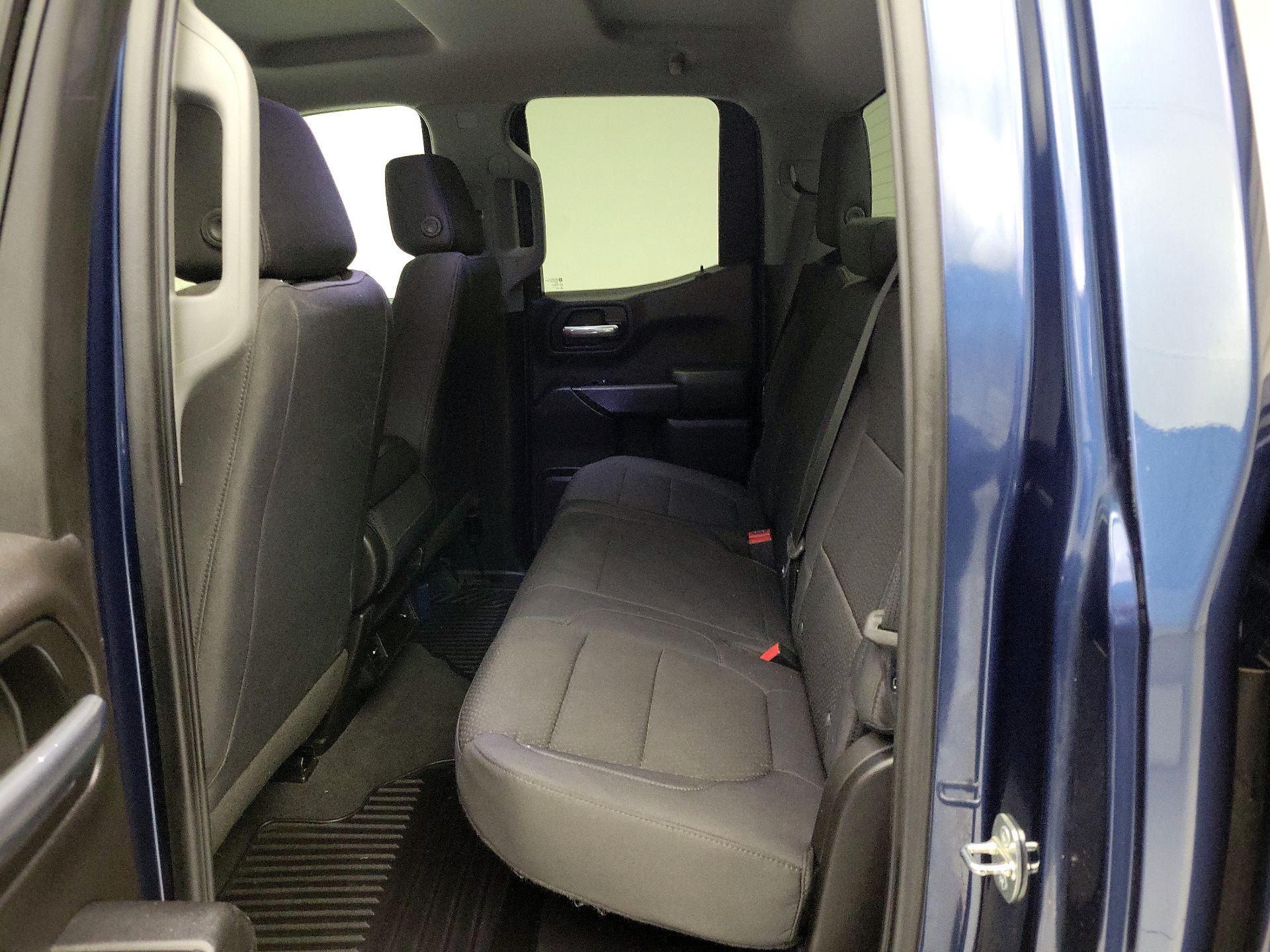 Thumbnail: 2019 Chevrolet Silverado 1500 - 19