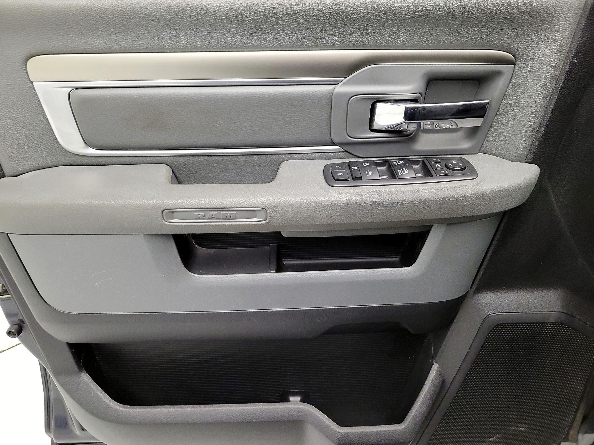 Thumbnail: 2016 RAM 1500 - 12