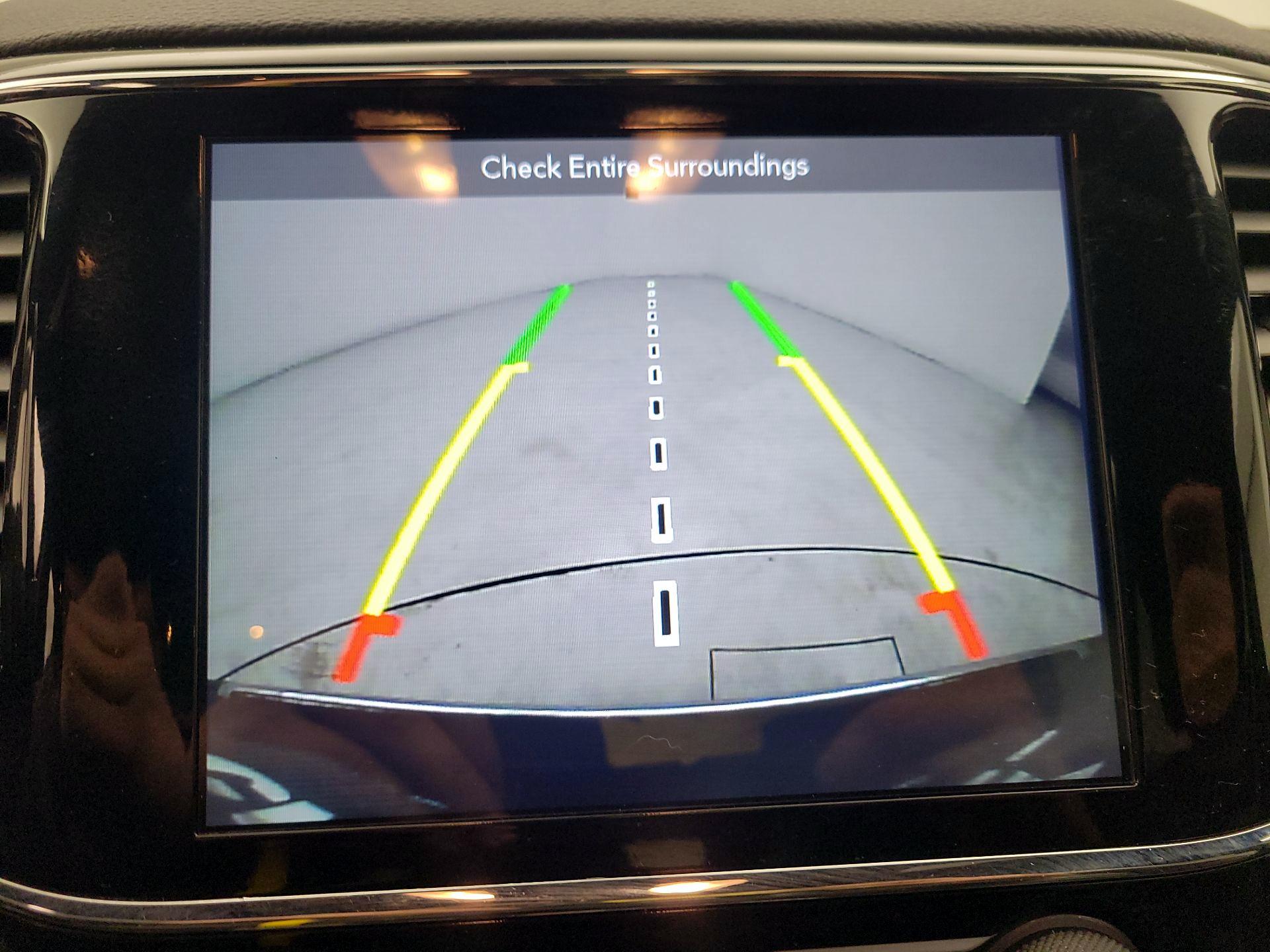 Thumbnail: 2019 Jeep Grand Cherokee - 15