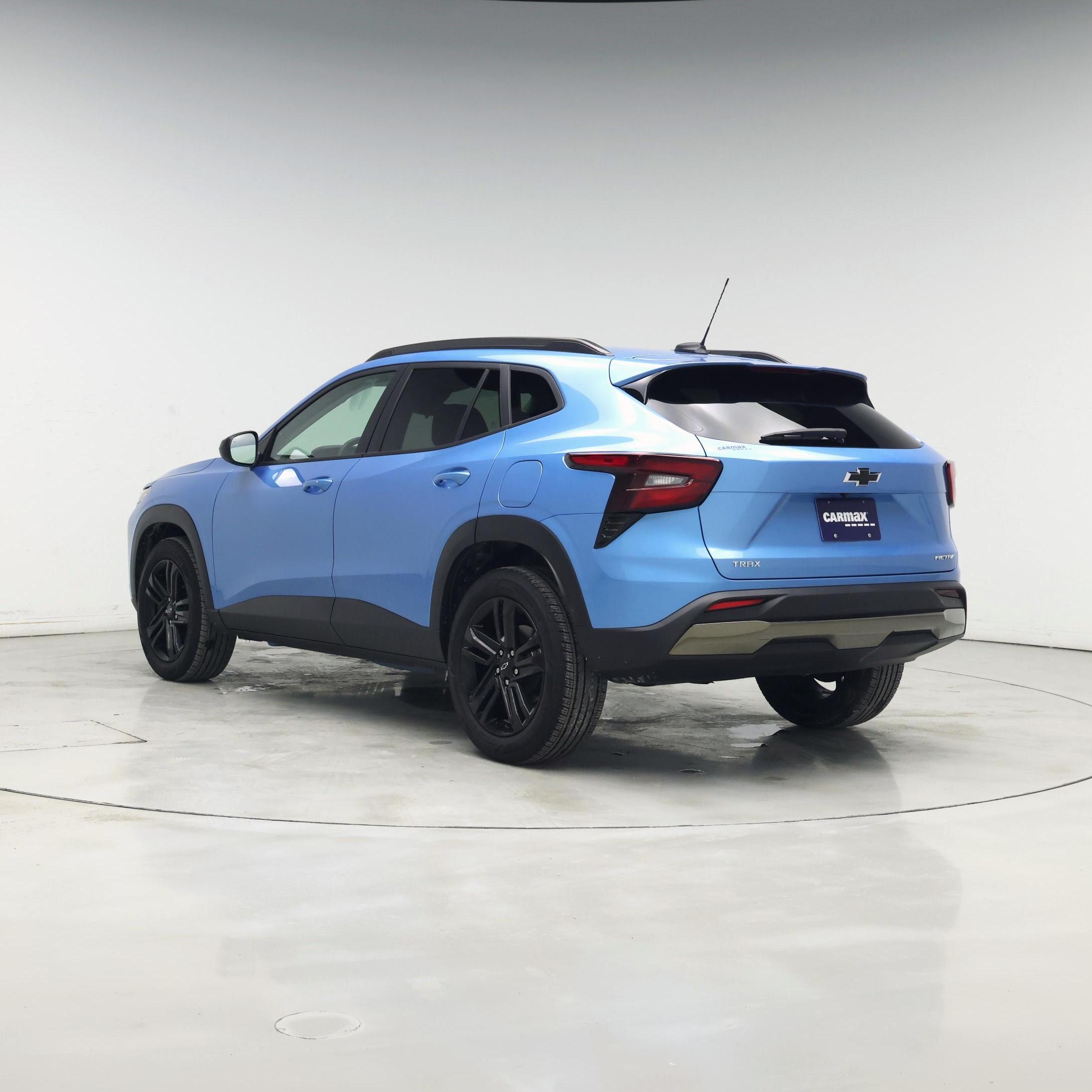 Thumbnail: 2025 Chevrolet Trax - 2