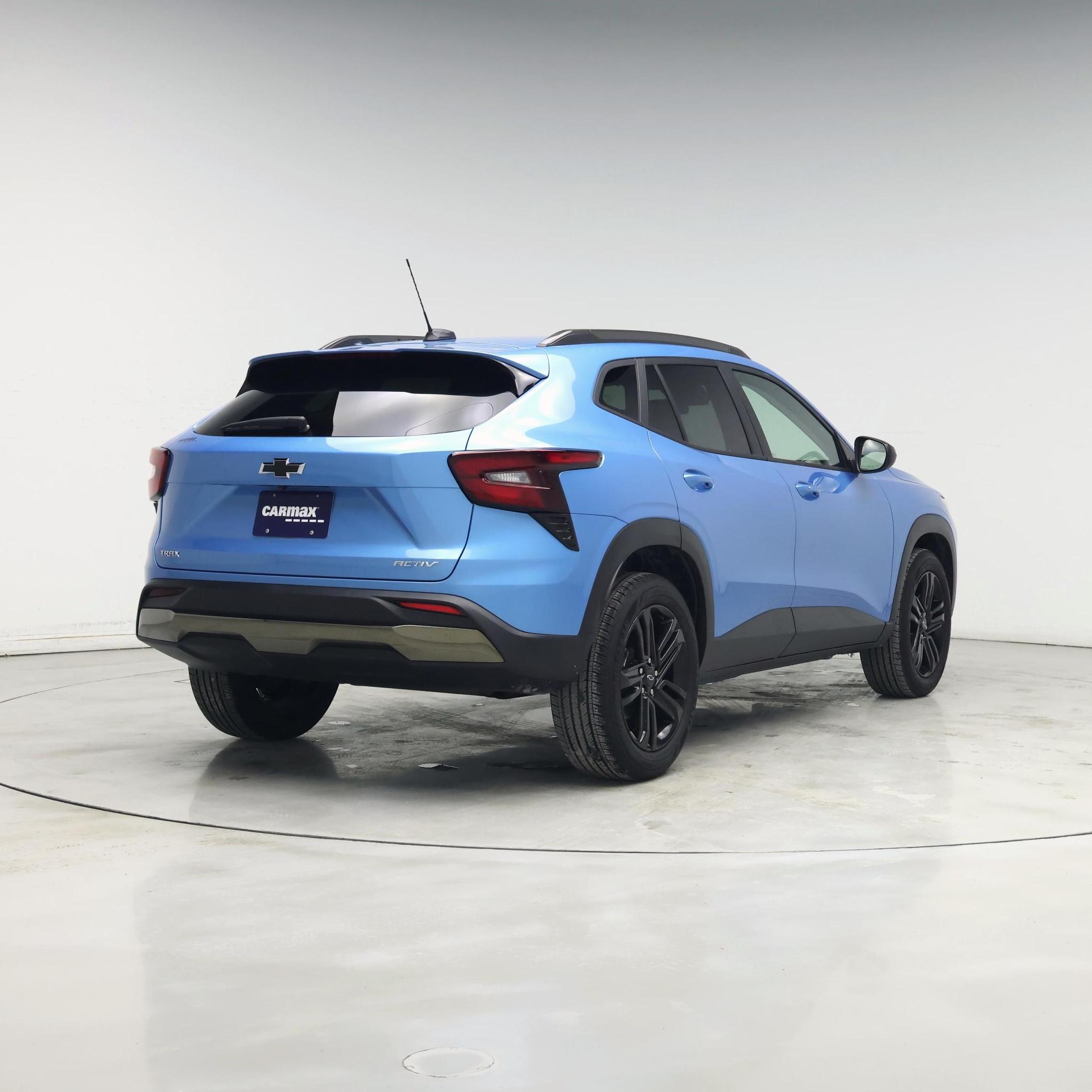 Thumbnail: 2025 Chevrolet Trax - 8