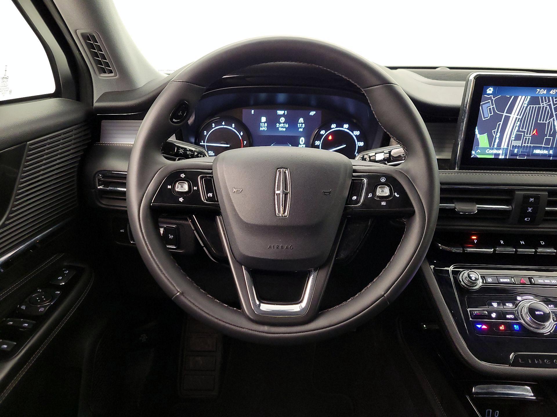 Thumbnail: 2022 Lincoln Corsair - 10