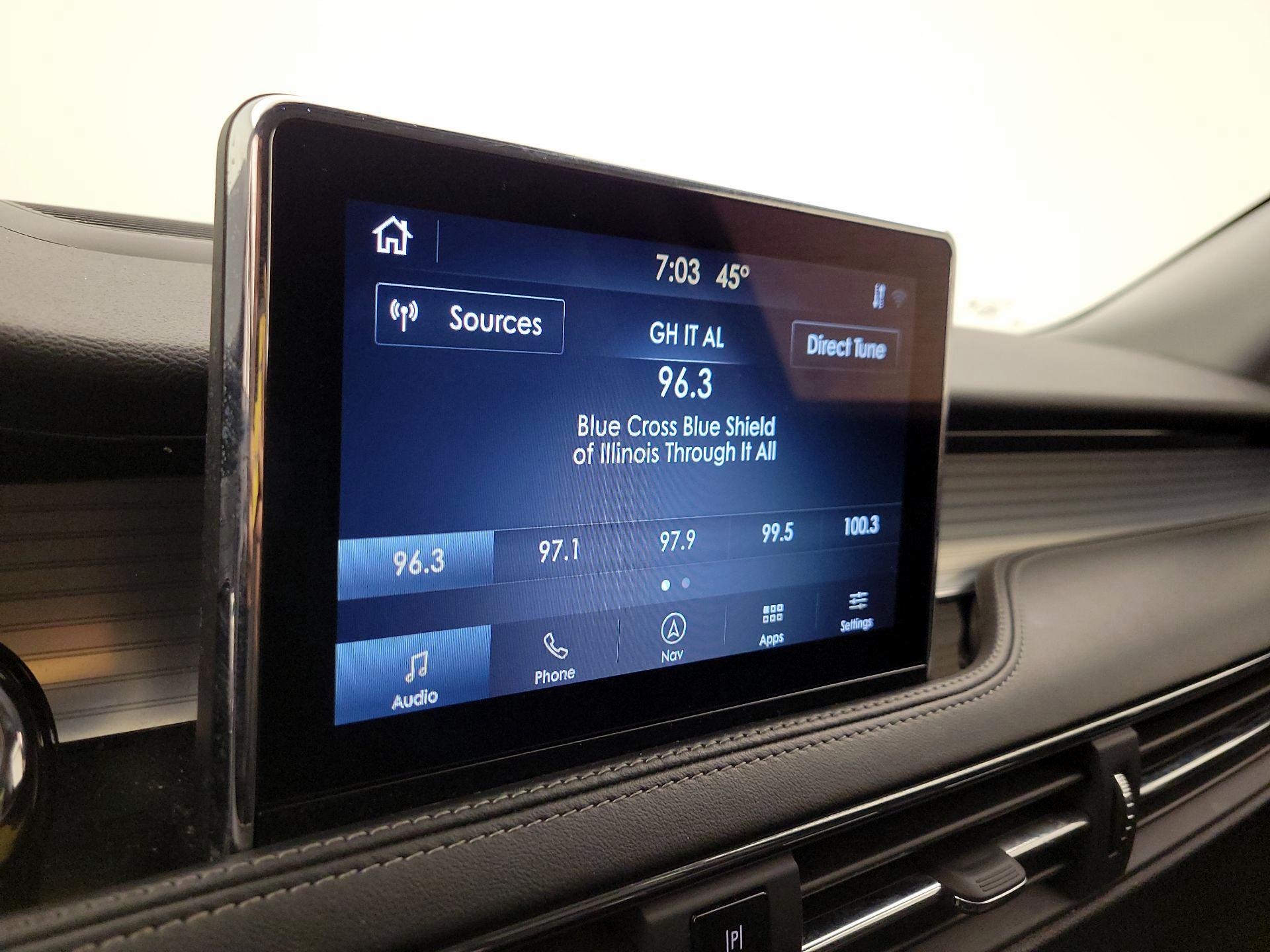 Thumbnail: 2022 Lincoln Corsair - 16