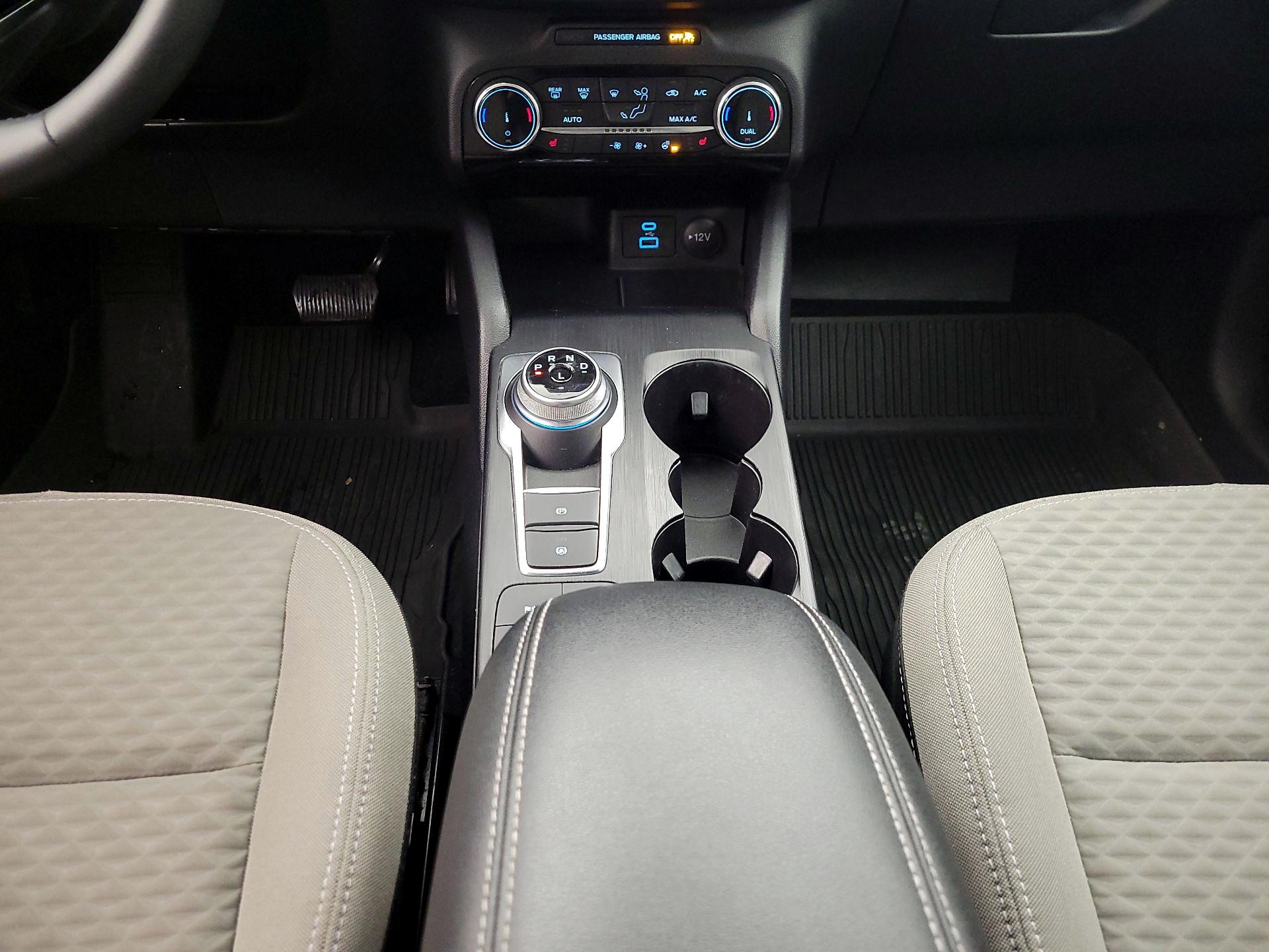 Thumbnail: 2022 Ford Escape - 17