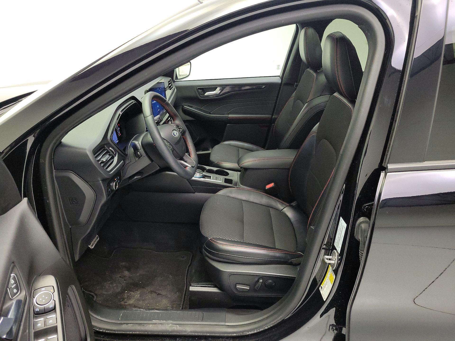 Thumbnail: 2024 Ford Escape - 11