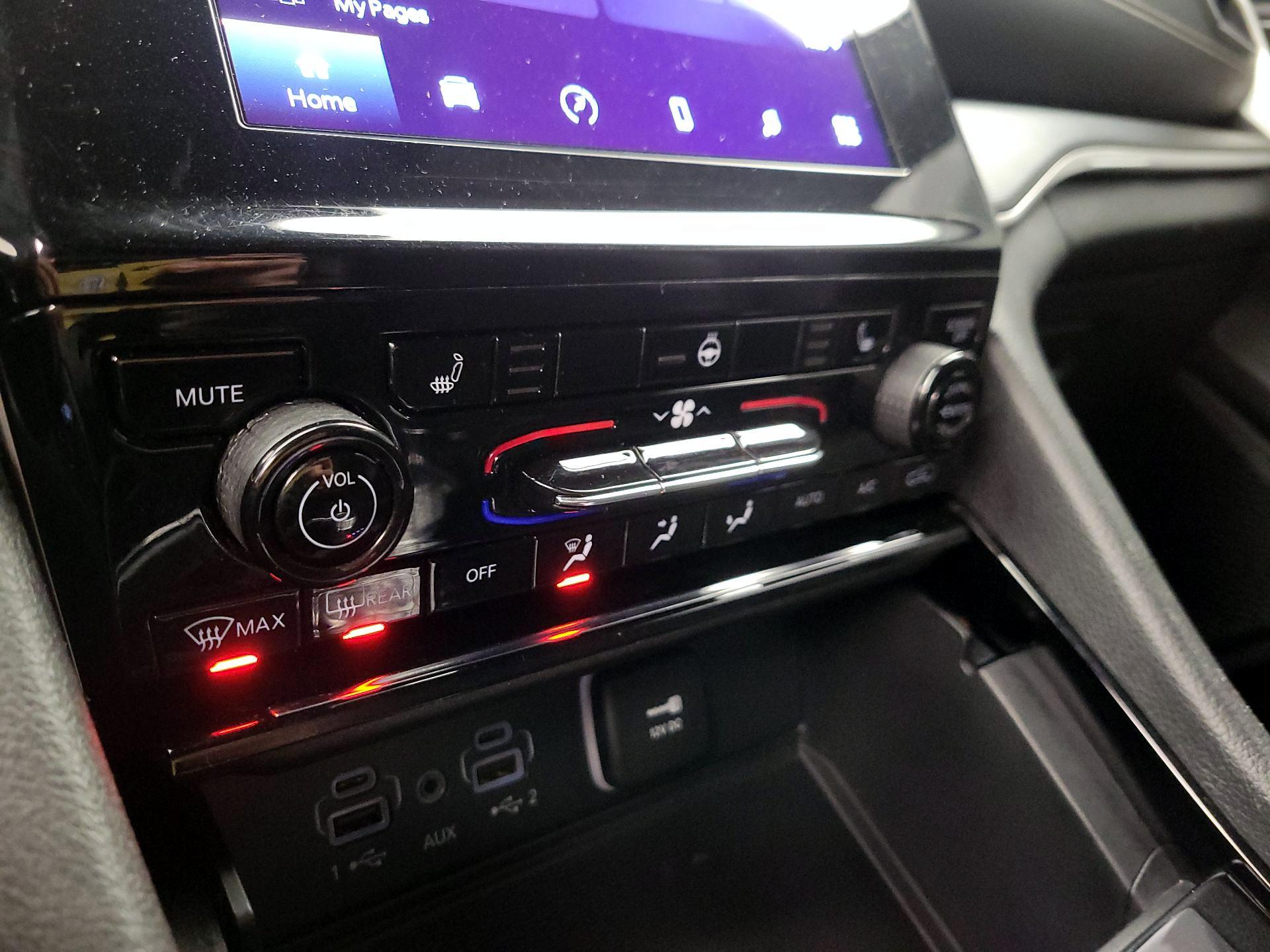 Thumbnail: 2023 Jeep Grand Cherokee L - 16