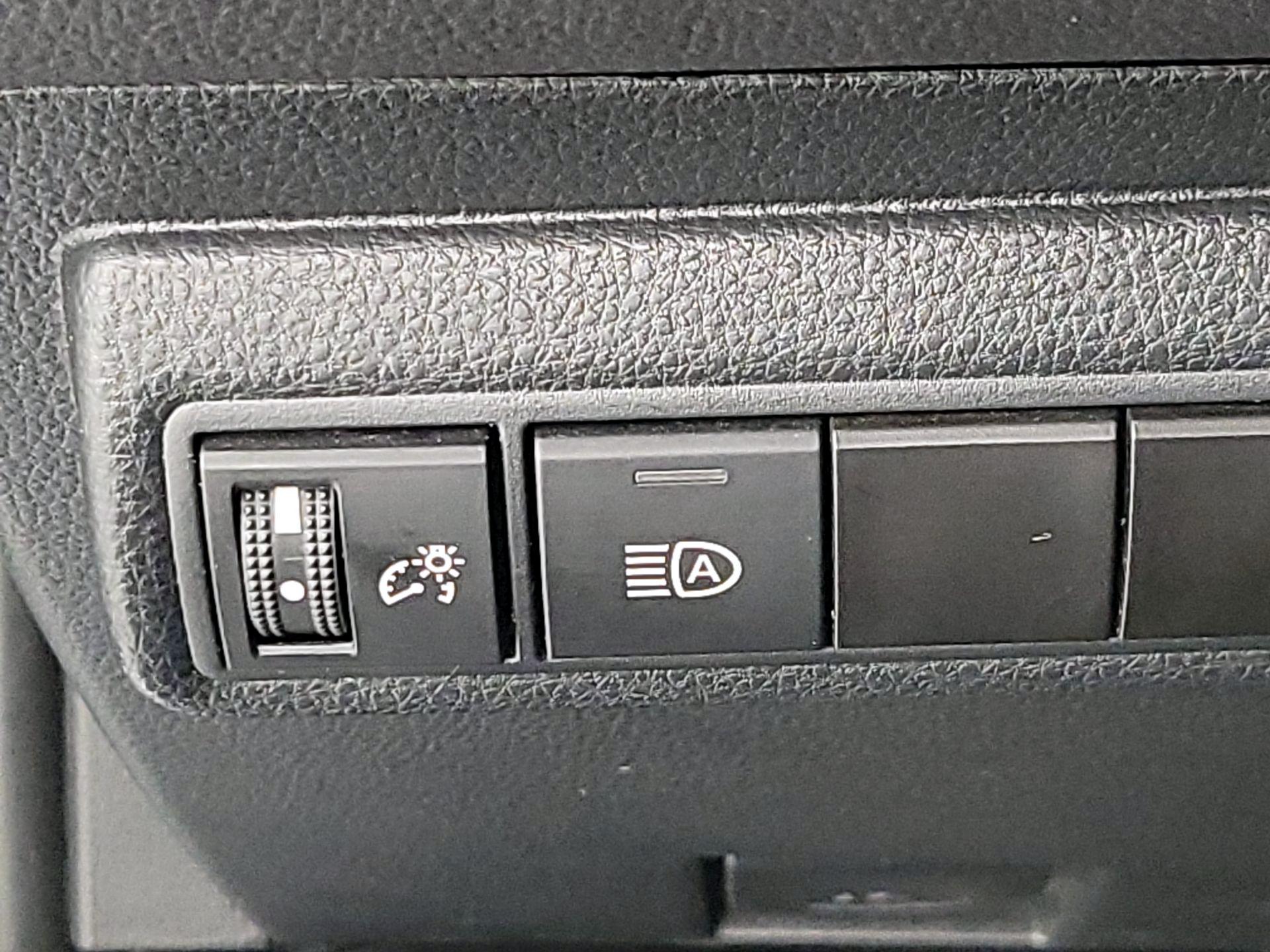 Thumbnail: 2024 Toyota Corolla - 13