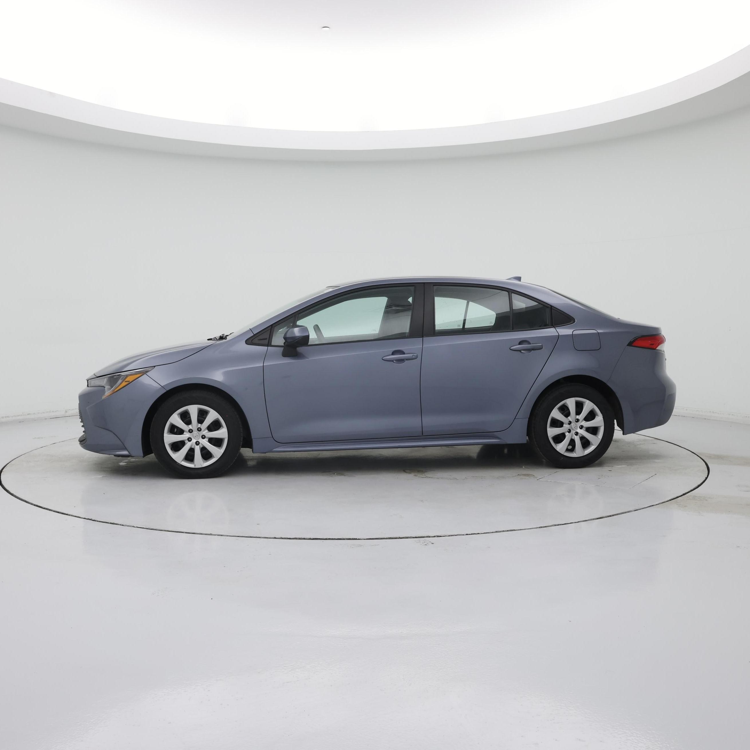 Thumbnail: 2024 Toyota Corolla - 3