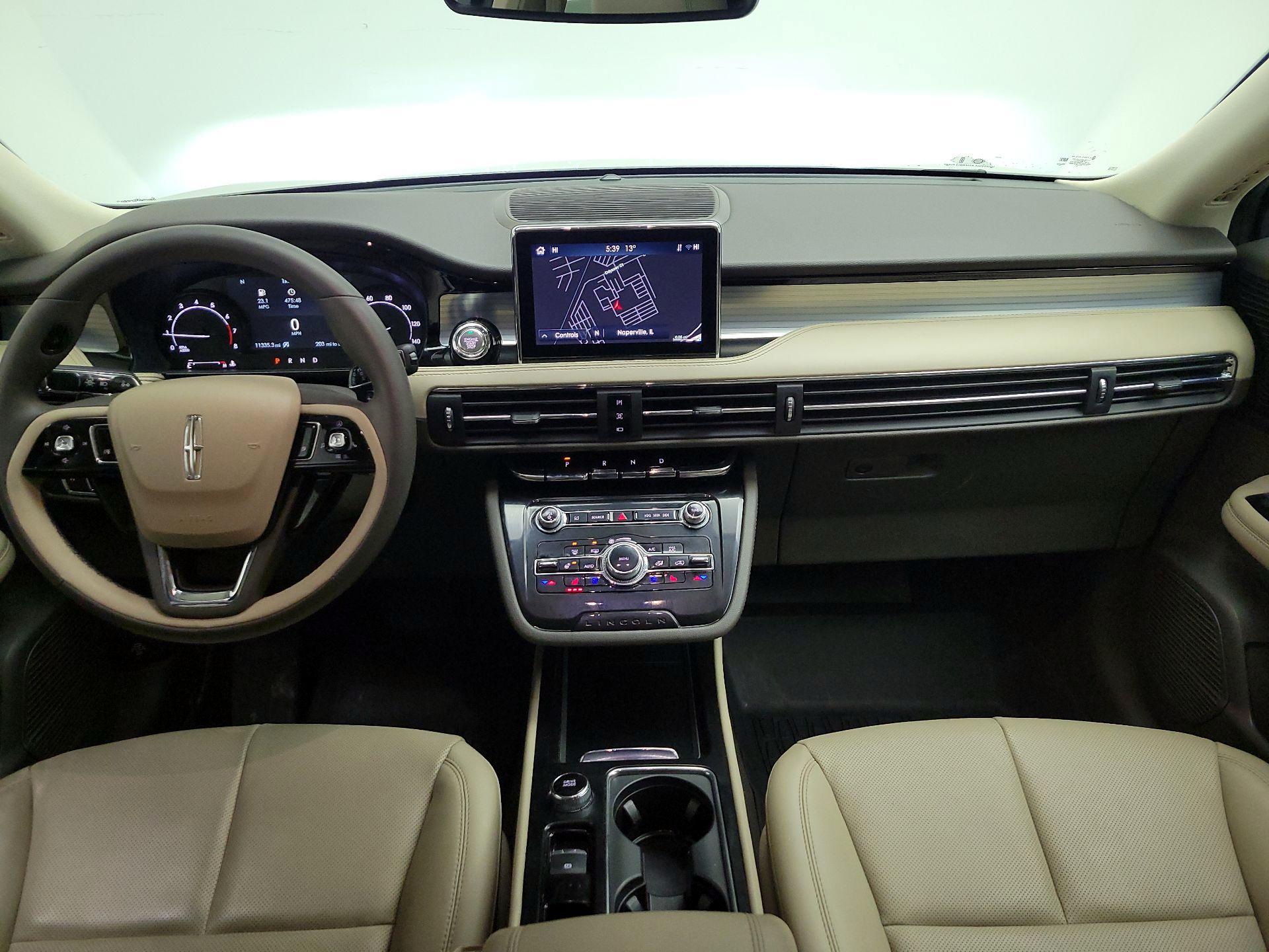 Thumbnail: 2022 Lincoln Corsair - 9