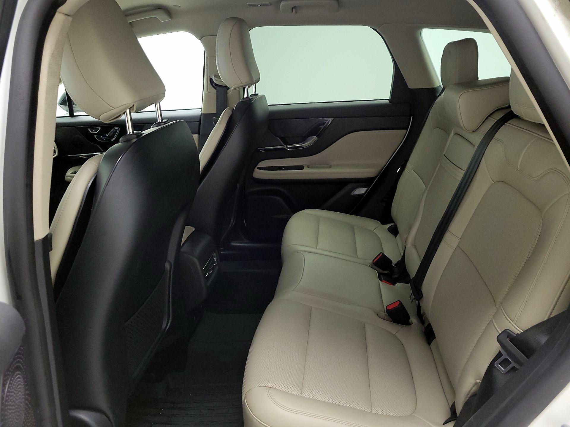 Thumbnail: 2025 Lincoln Corsair - 20