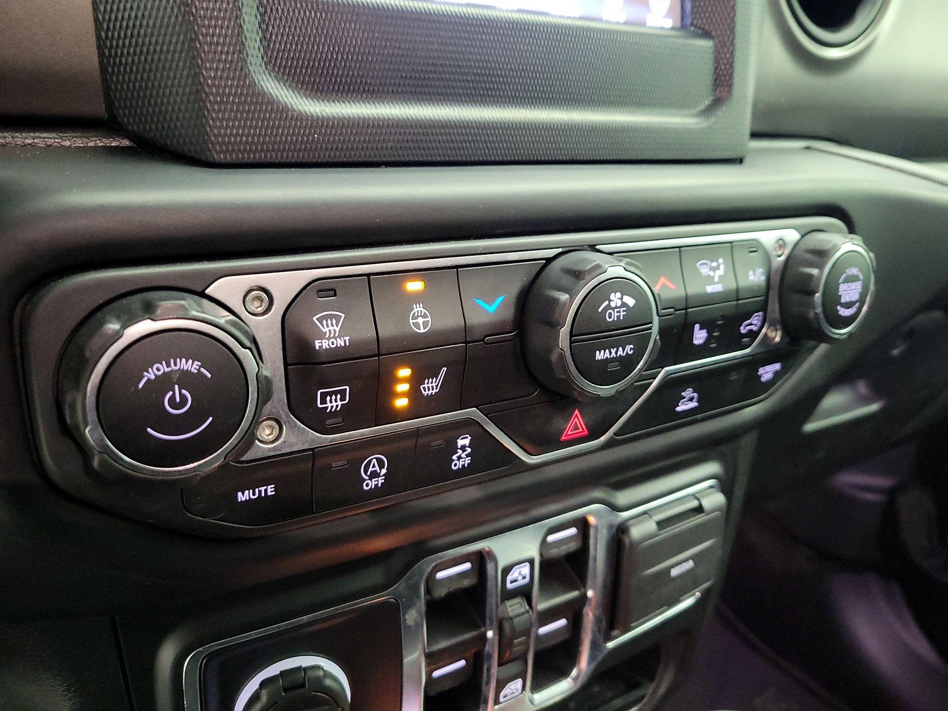 Thumbnail: 2022 Jeep Gladiator - 15