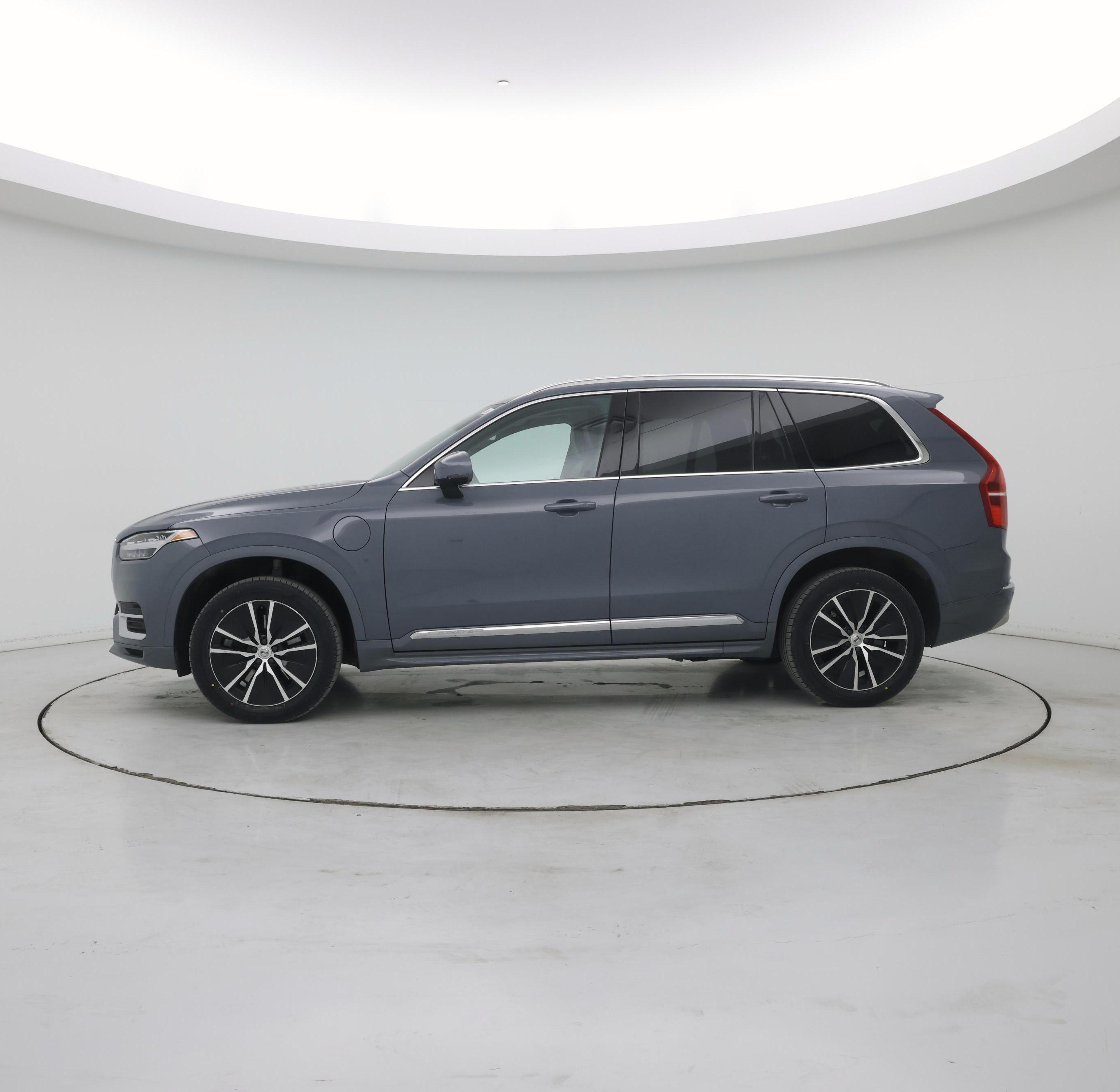 Thumbnail: 2022 Volvo XC90 - 3