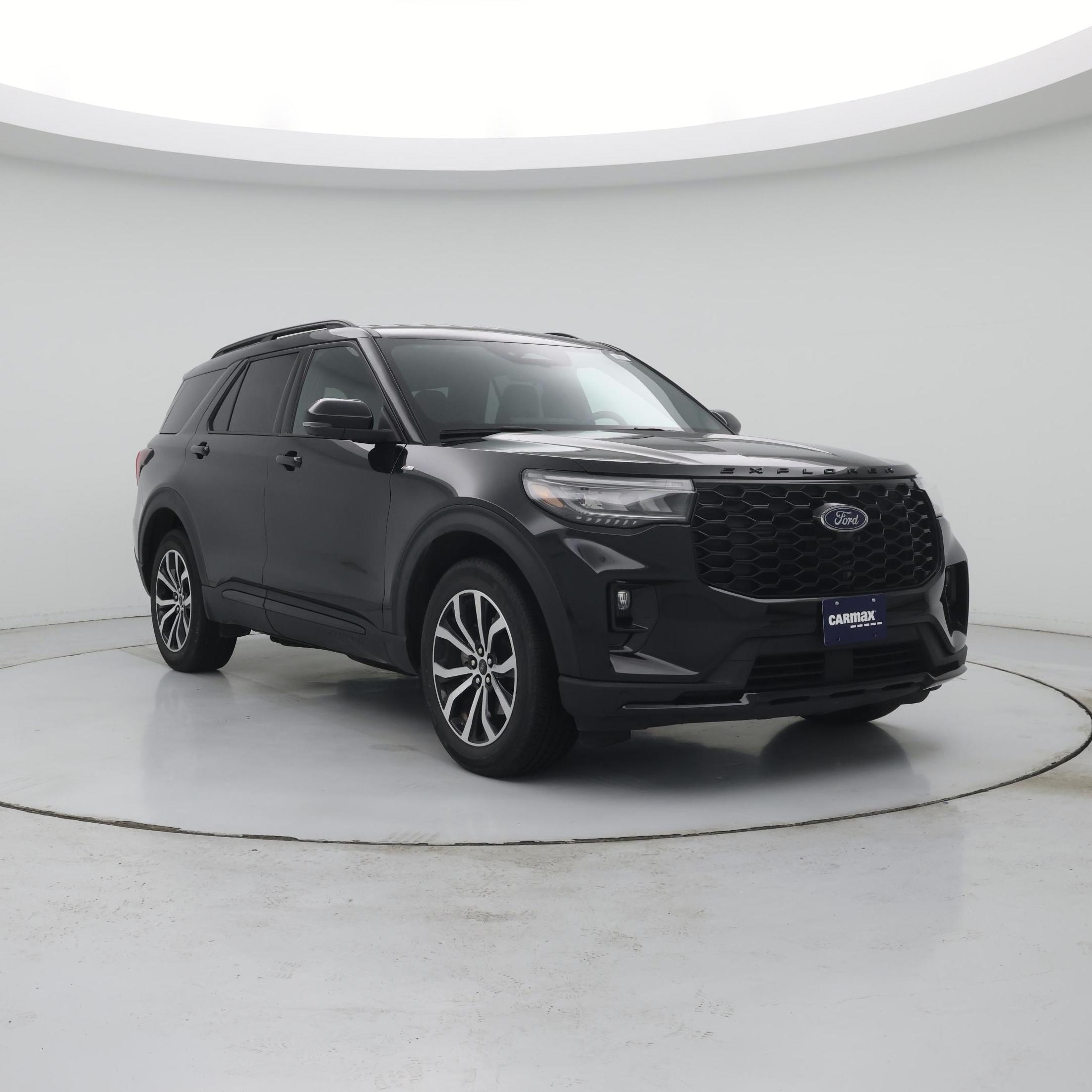 2025 Ford Explorer ST-Line AWD