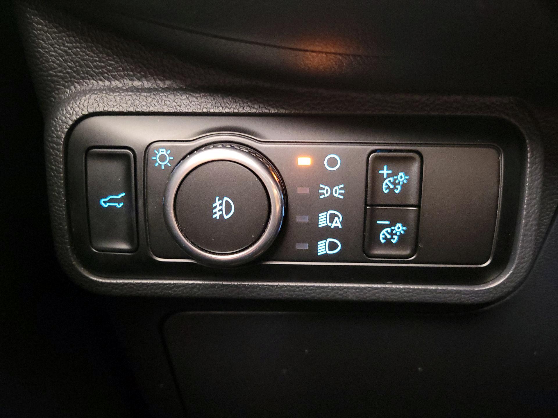 Thumbnail: 2025 Ford Explorer - 13