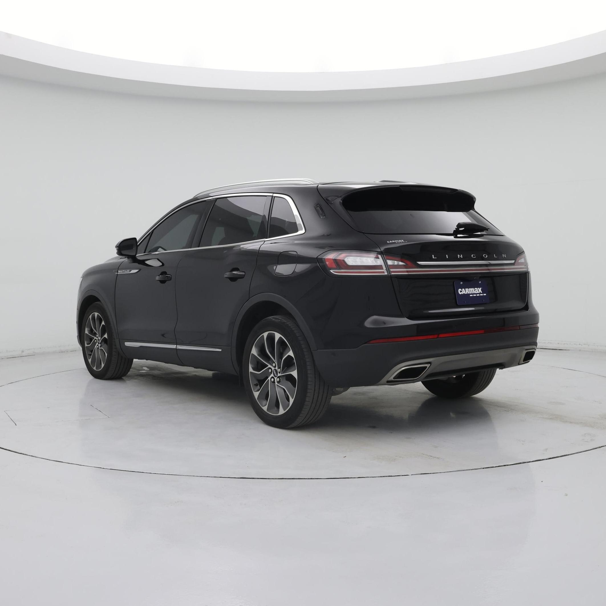 Thumbnail: 2022 Lincoln Nautilus - 2