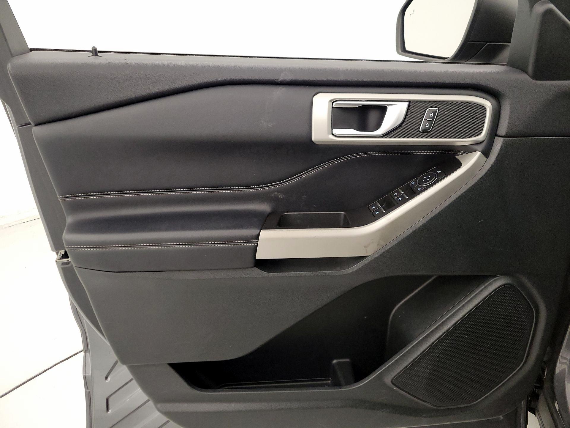 Thumbnail: 2022 Ford Explorer - 12